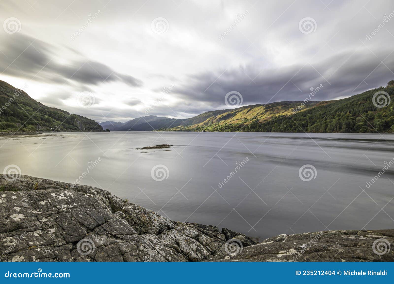 View of Kyle of Loch Alsh Lake in Scottish Highlands on Isle of Skye ...