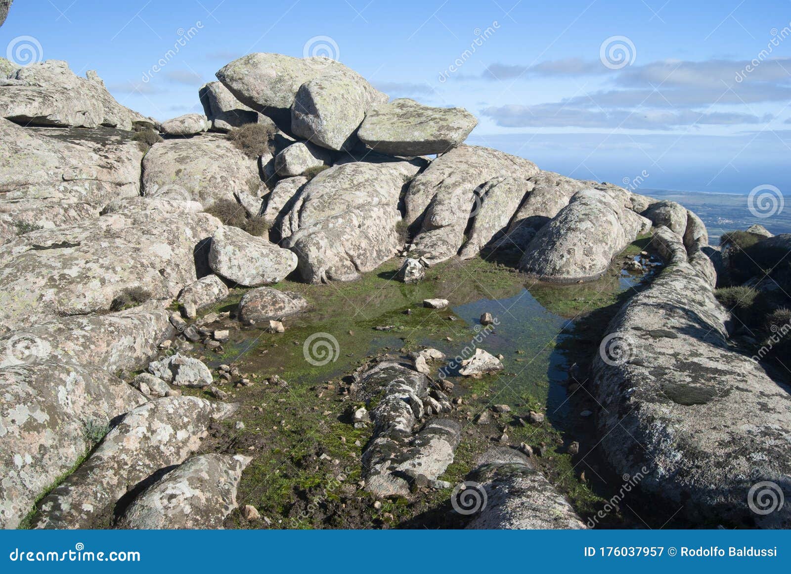 view of monte lampara manna