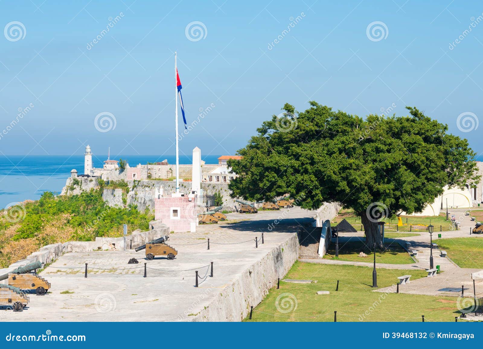 Best El Morro La Habana Royalty-Free Images, Stock Photos & Pictures