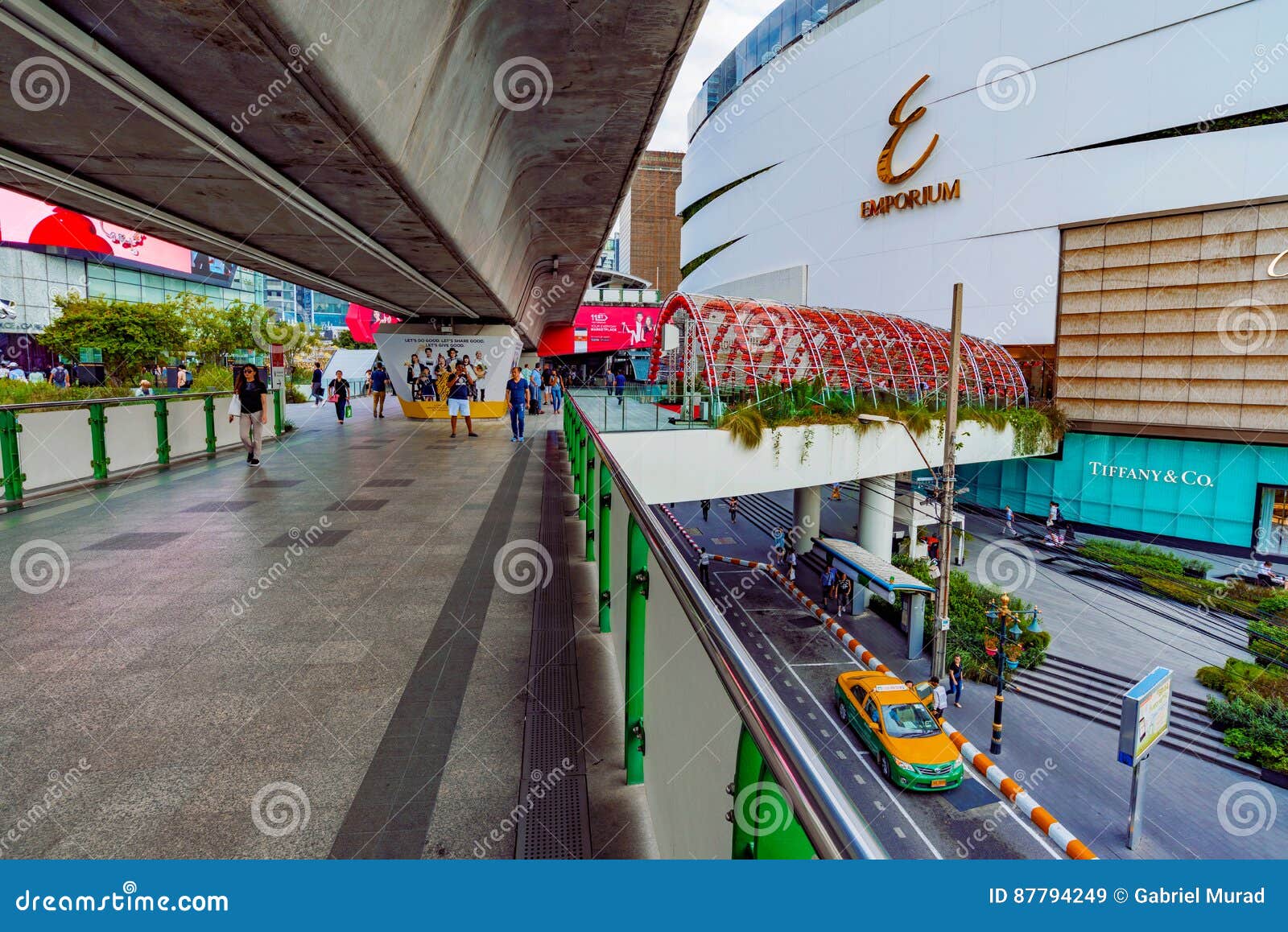 View of Overpass Connecting To Luxury Emporium Mall Editorial Stock Image -  Image of people, business: 87794249