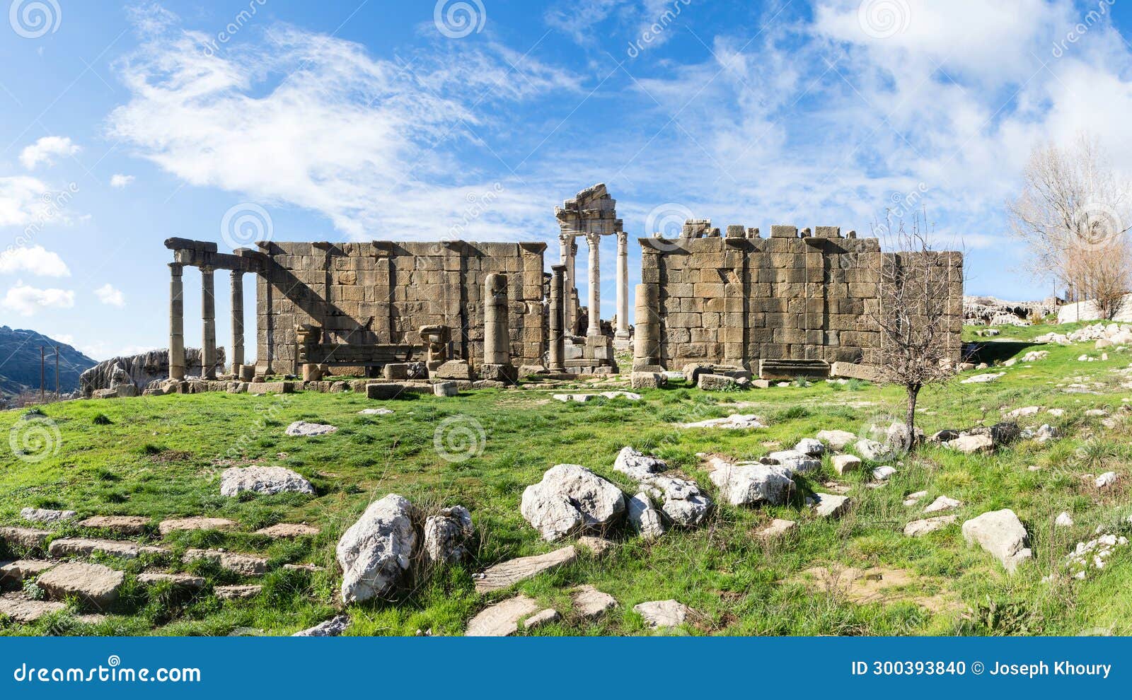 roman ruins at temple of adonis in faqra, lebanon
