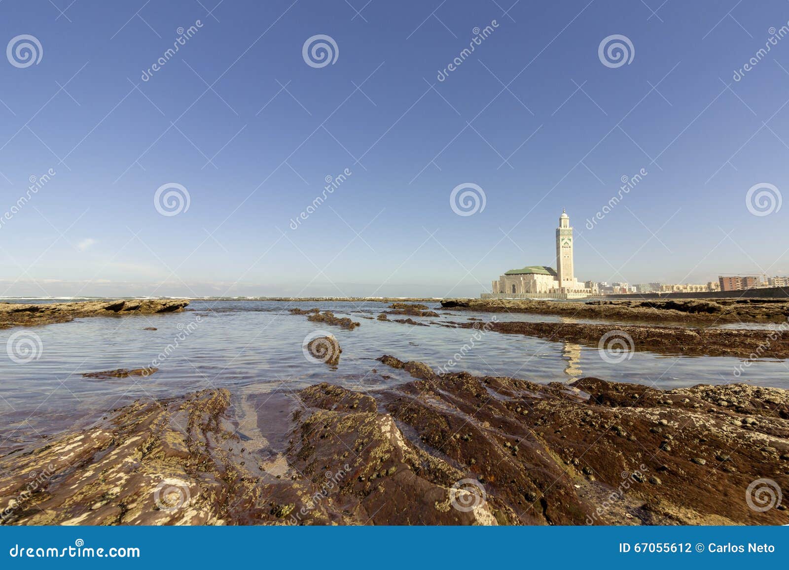 view on seafront of grande mosquÃÂ©e hassan ii in casablanca
