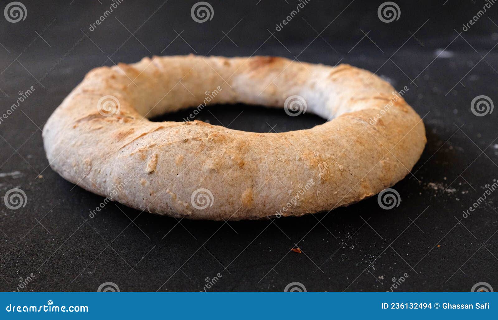 Bildagentur | mauritius images | Italian ring bread