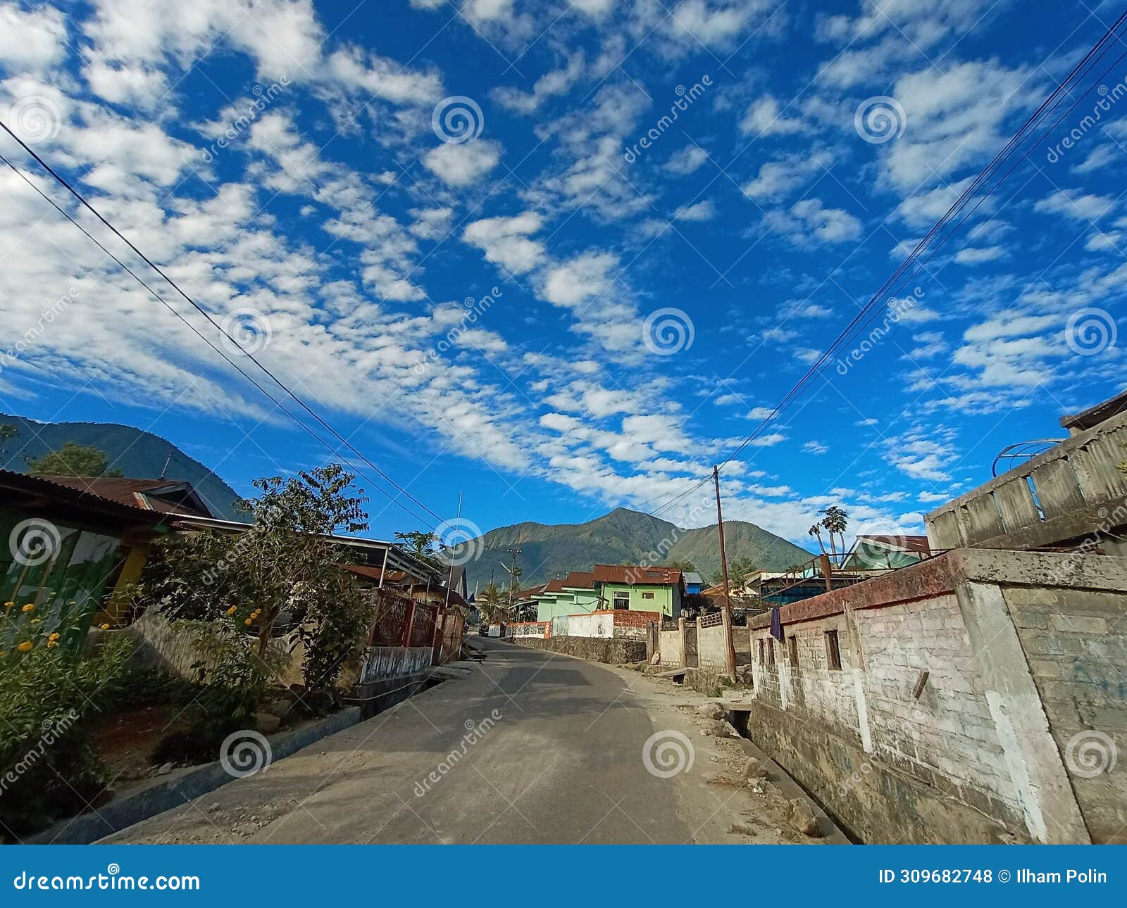 view of the sky in the morning, ruteng city in indonesia
