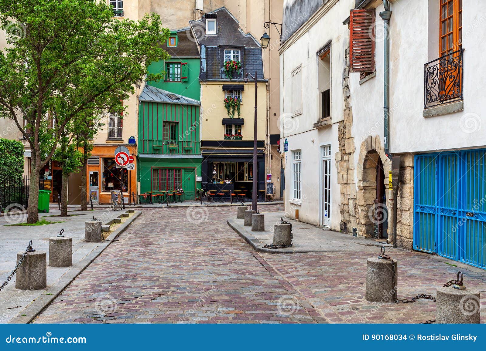 view of small parisian street.