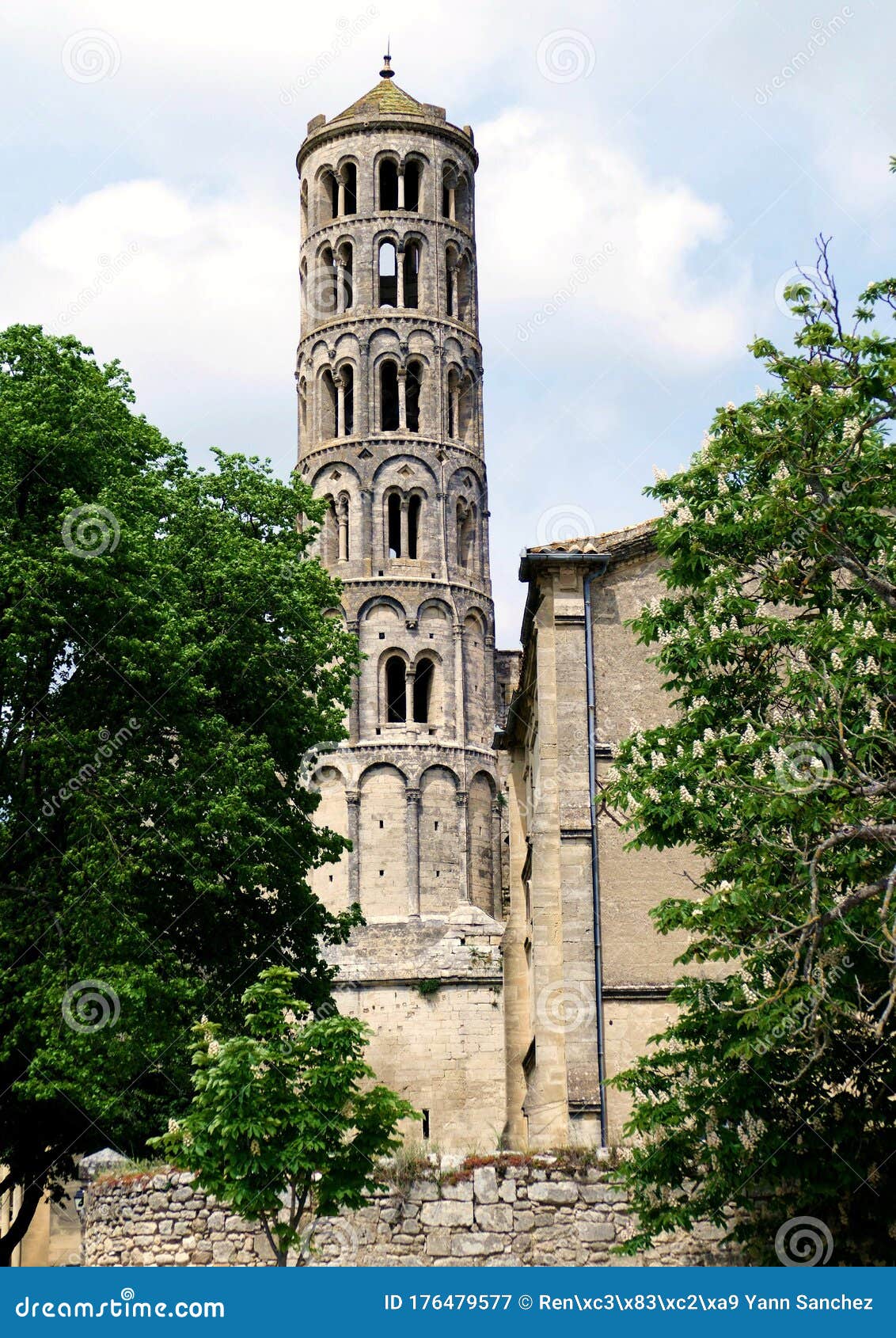 steeple of the old bishopric of uzÃÂ¨s