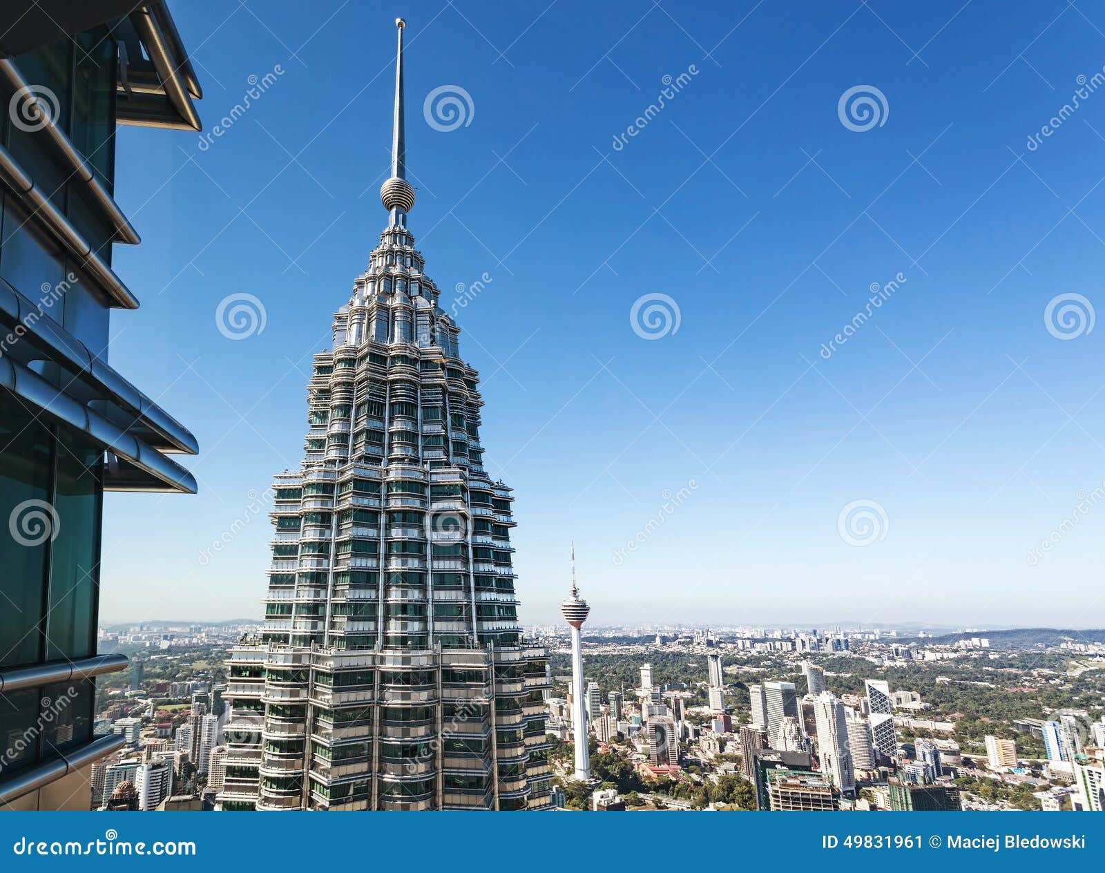 View From 86th Floor Of Petronas Twin Towers Editorial Photo