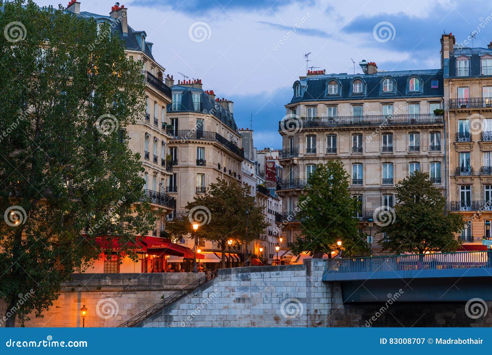 View To The Ile Saint Louis In Paris, France Editorial Photography - Image of restaurant, river ...