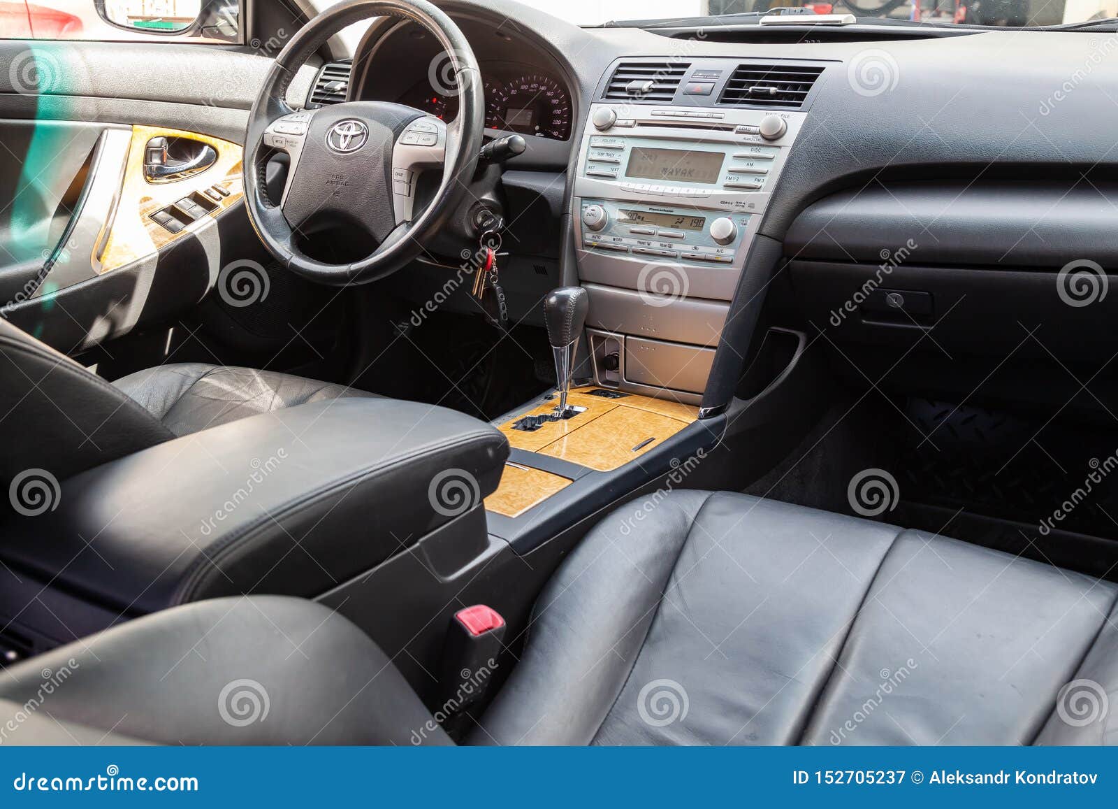 toyota camry dashboard