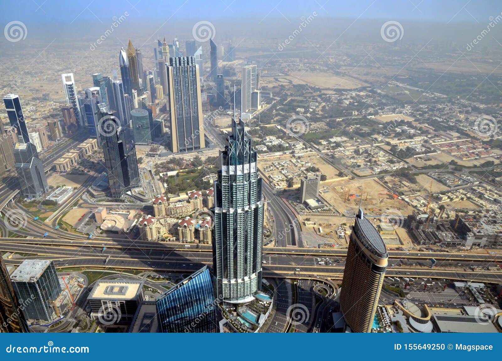 View from the the Highest Tower in the World Burj Khalifa on Dubai Downtown Editorial Image - Image of oriental, architecture: 155649250