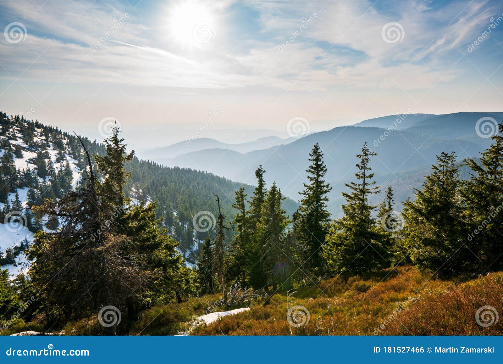 view of the valley with hills and fog and beautiful sky with the sun, hiking in the mountains, "czech jeseniky velkÃÂ½ mÃÂ¡j