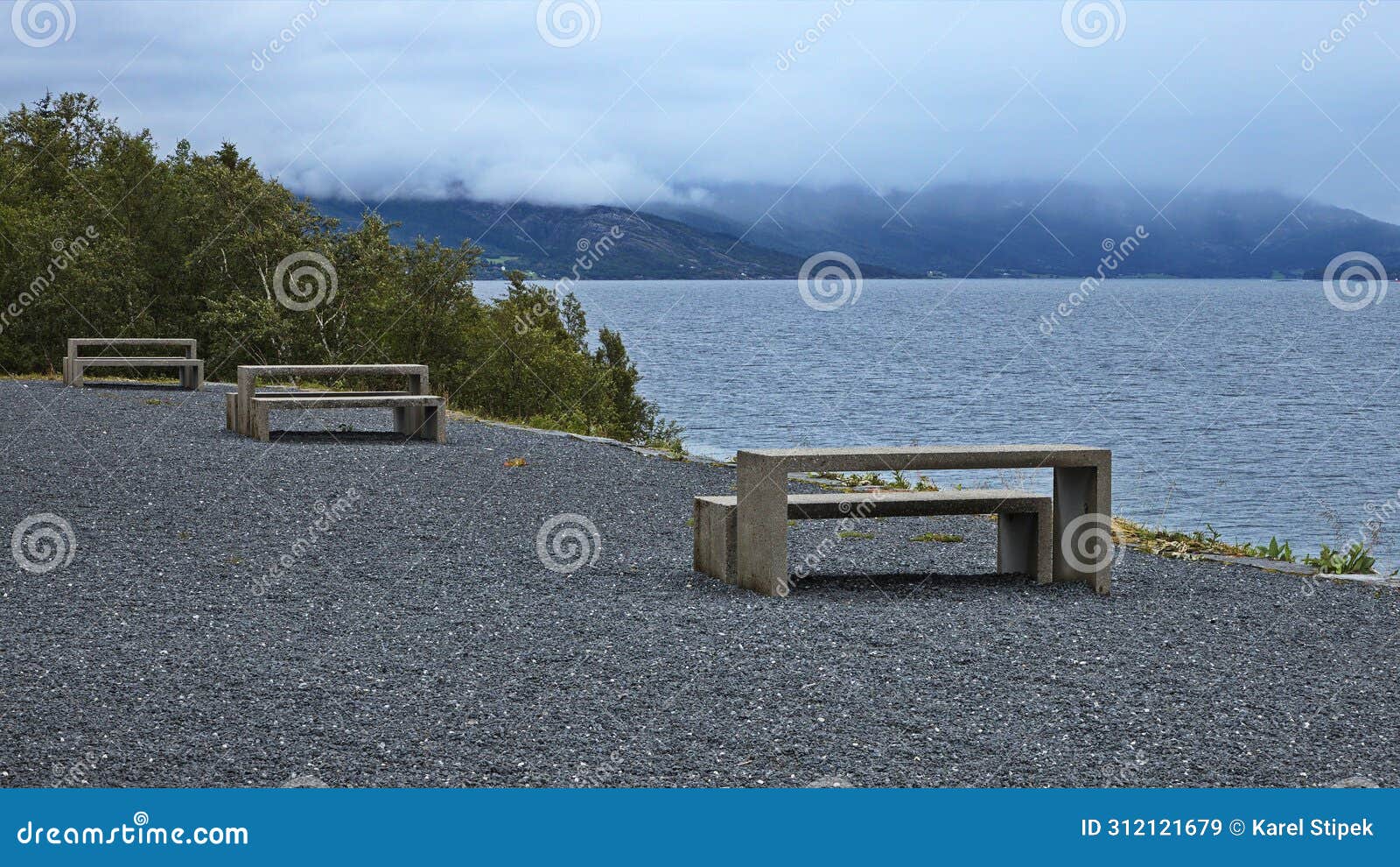 viewpoint hellaga on the scenic route helgelandskysten in norway