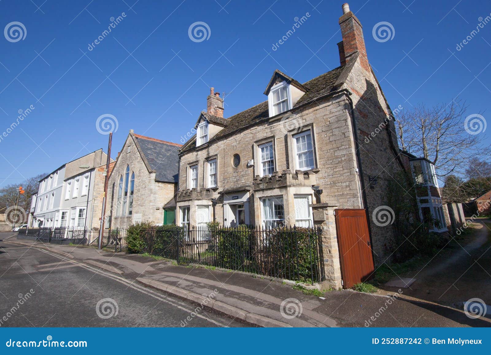 Views of Eynsham in West Oxfordshire in the UK Editorial Photography Image of homes, houses