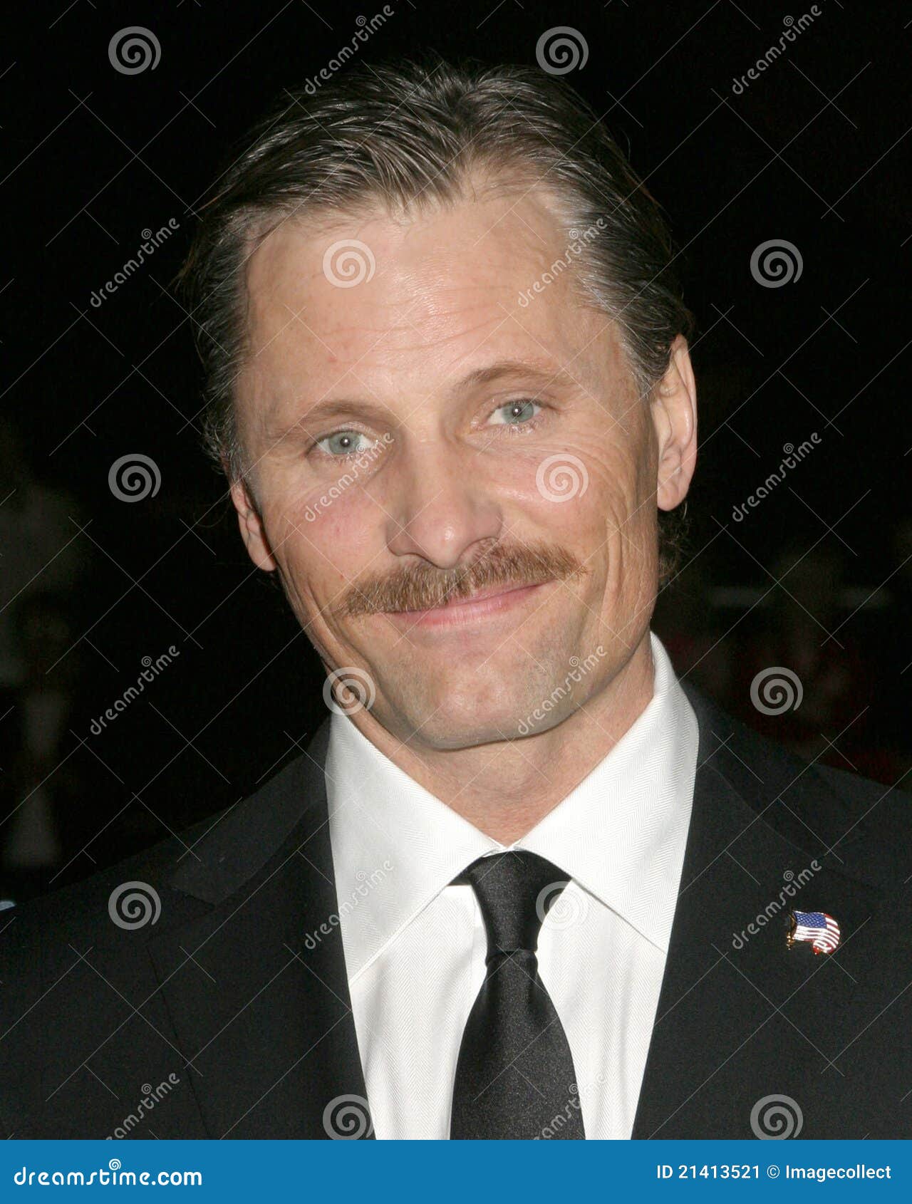 Viggo Mortensen editorial photo. Image of palm, viggo 21413521