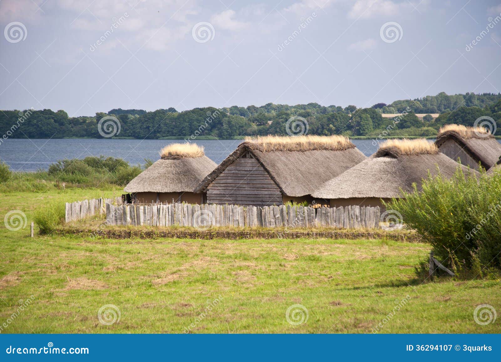 Viking Village imagen de archivo. Imagen de vigilia, casa 36294107