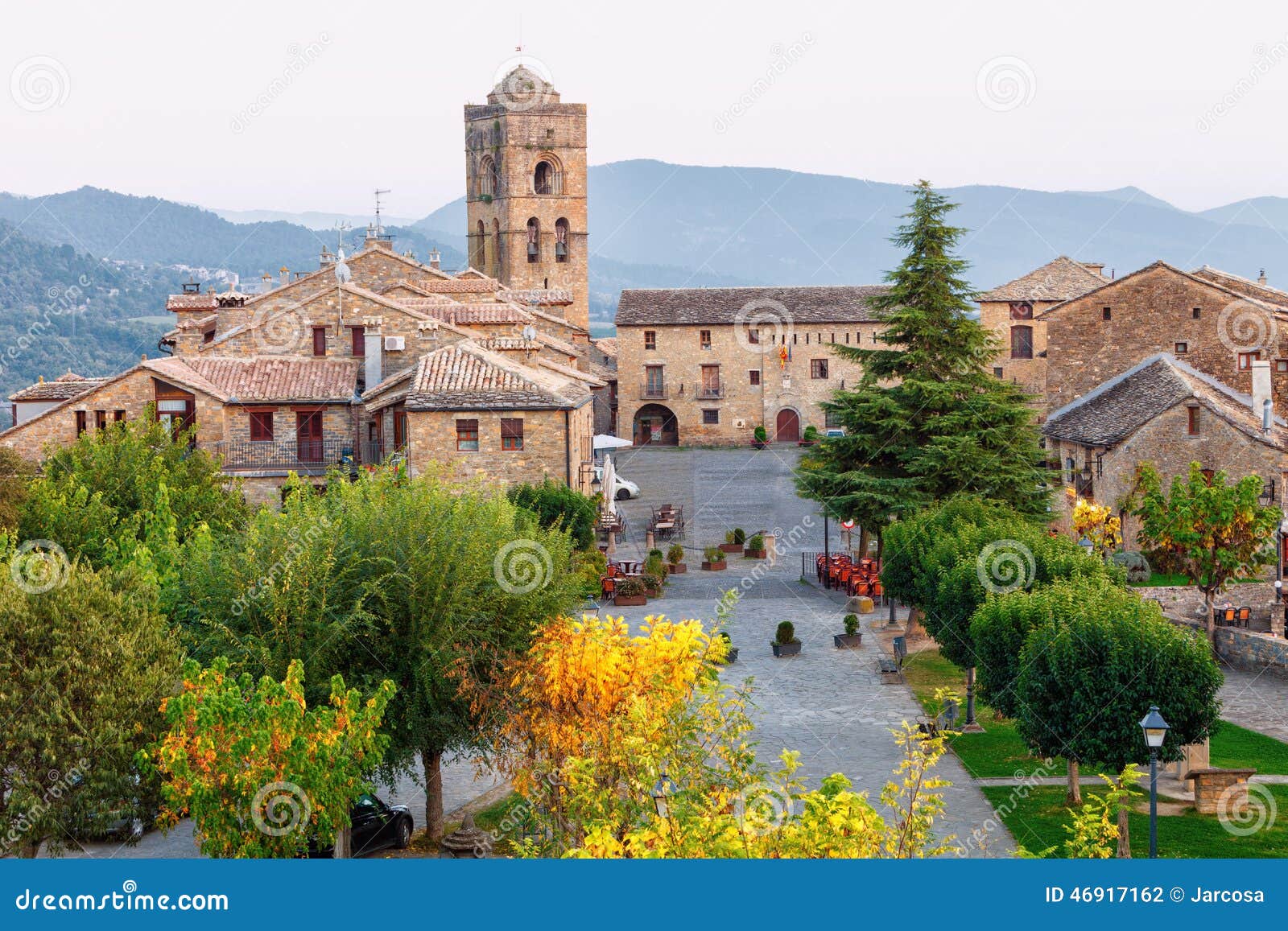 Vila Medieval De Ainsa, Huesca, Espanha Foto de Stock Imagem de