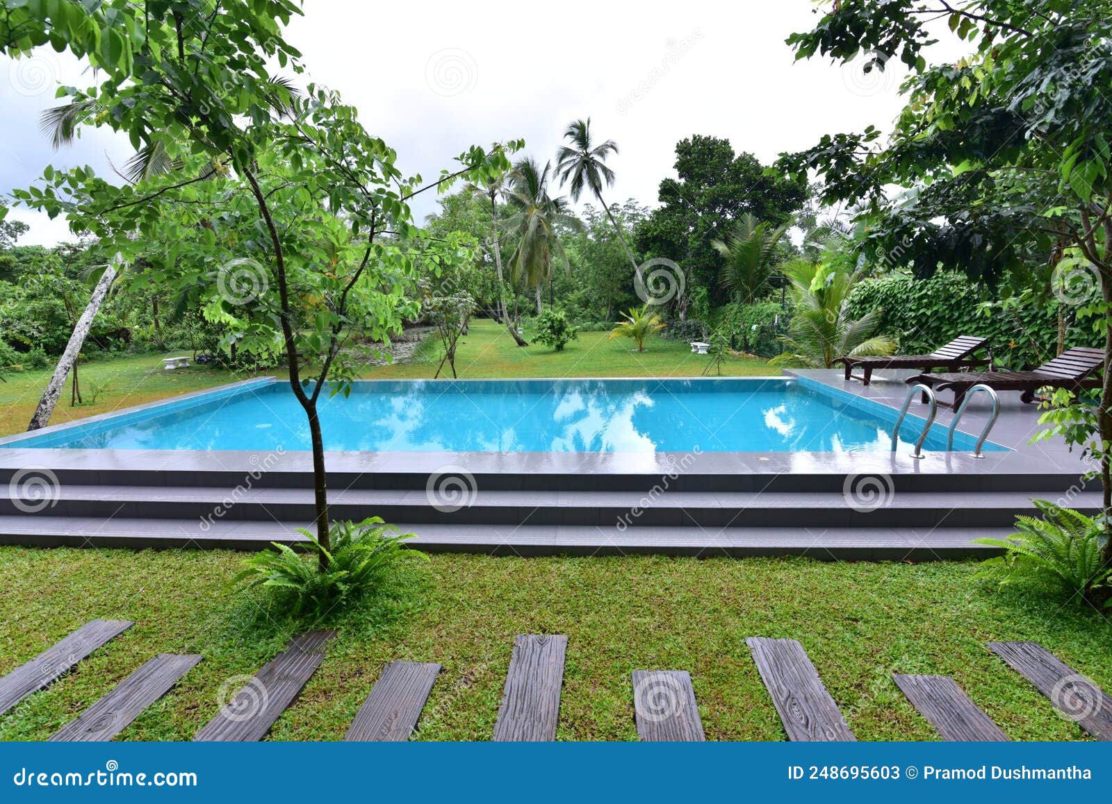 vilege hotel