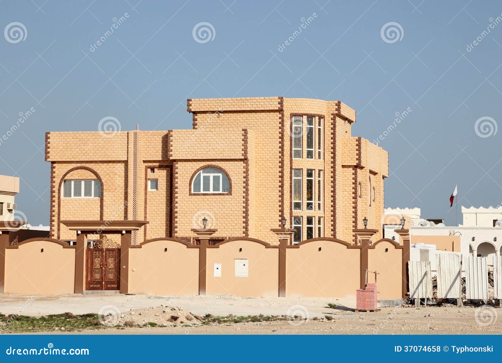 Villa in Doha, Qatar stock photo. Image of gulf, arabia 37074658