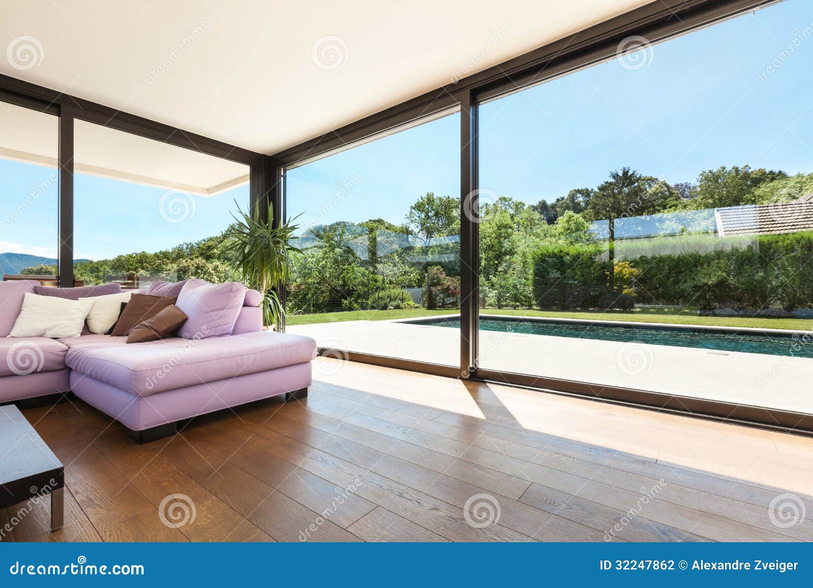 Villa Moderne, Intérieur, Salon Photo stock Image du lifestyle, divan