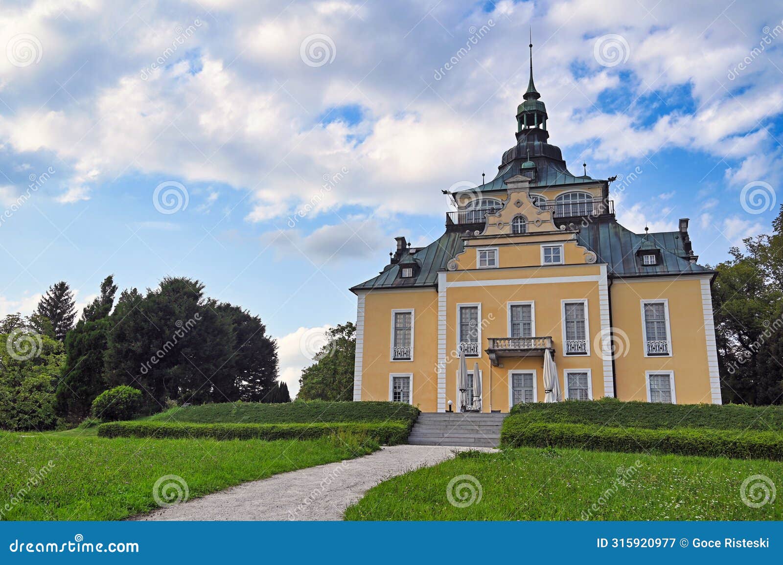 villa toscana in gmunden upper austria summer