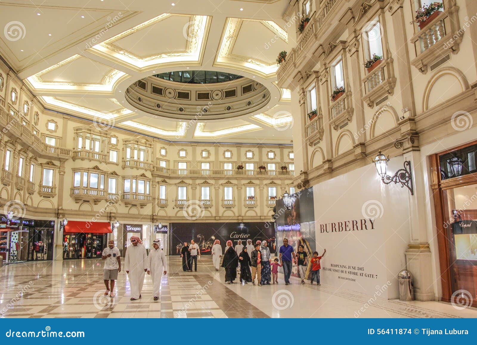 honderd Onbekwaamheid probleem Villagio Shopping Centre in Doha Editorial Stock Image - Image of shop,  qatar: 56411874