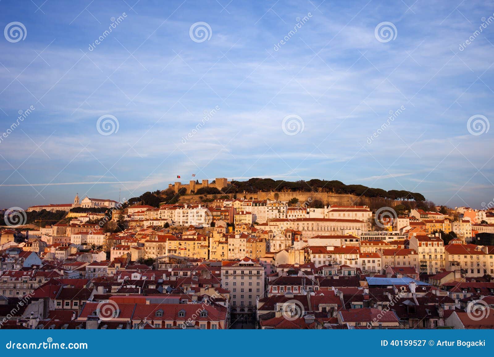 Ville De Lisbonne Au Coucher Du Soleil Au Portugal Image