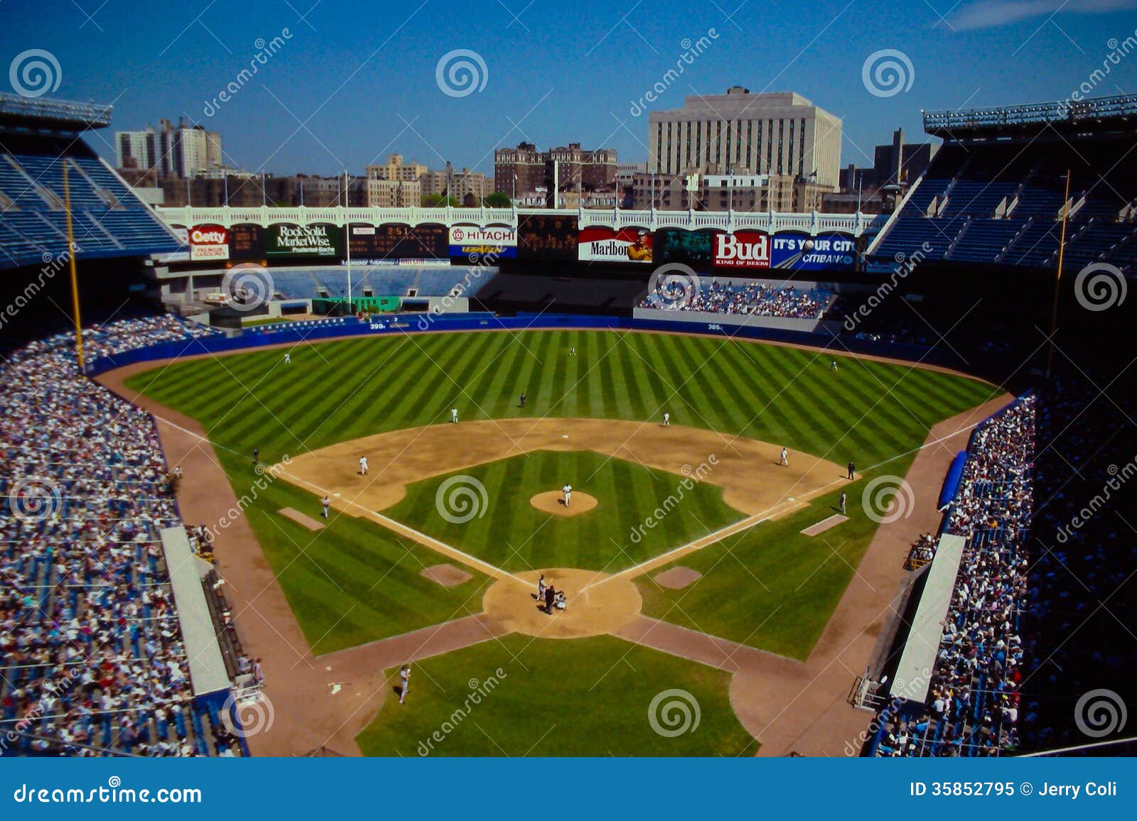 Vinage Look at Old Yankee Stadium Editorial Image - Image of yankee,  infield: 35852795