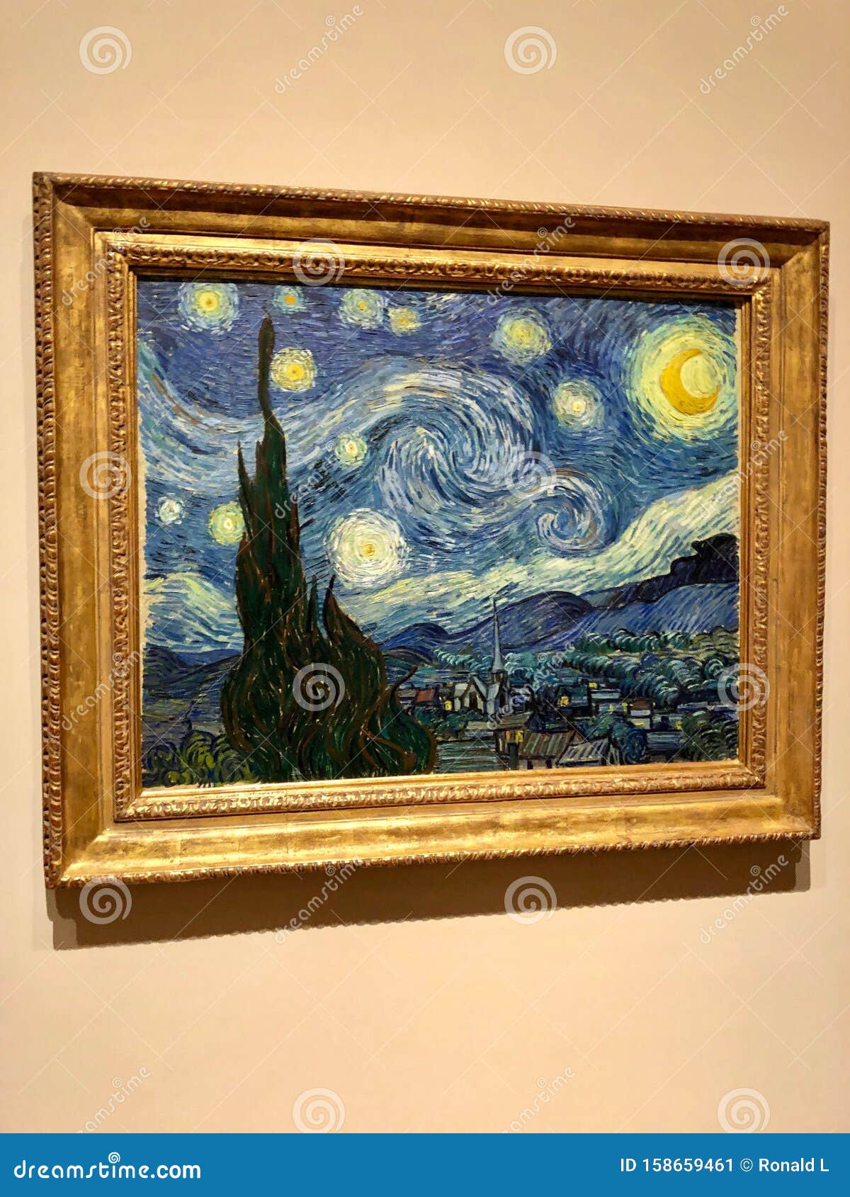 Vincent Van Gogh`s Starry Night in MOMA Museum Editorial Photo - Image of display, columbia: 158659461