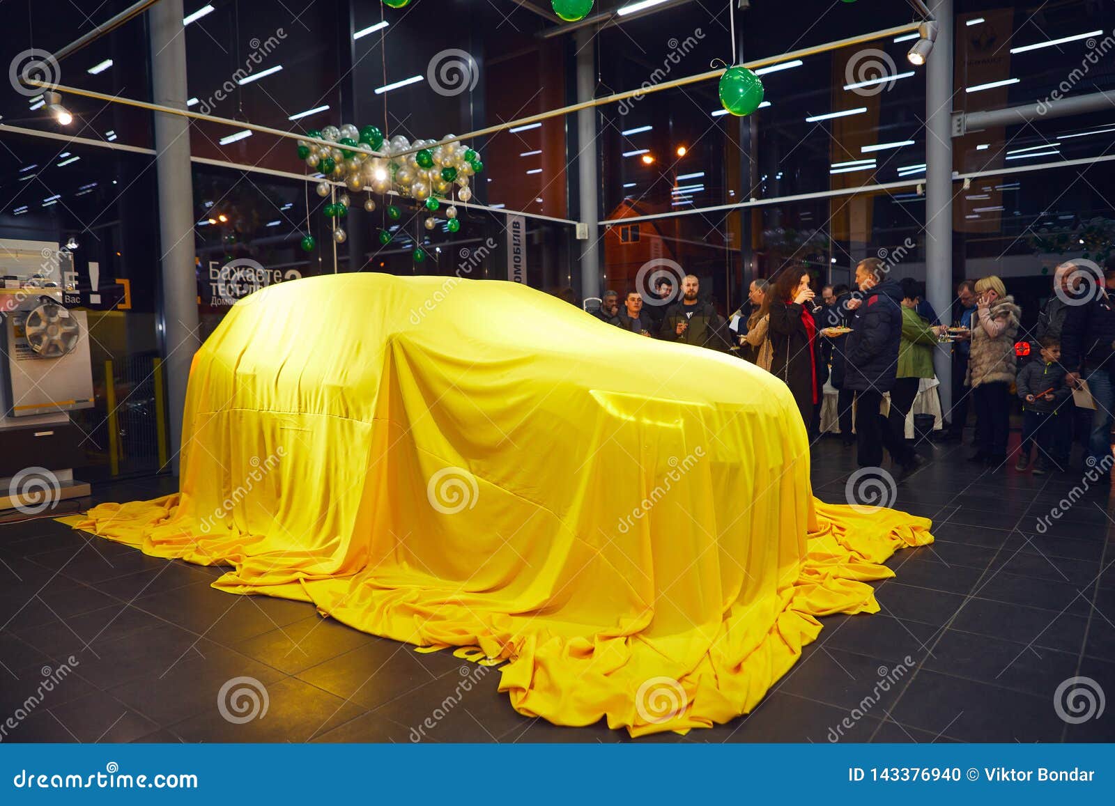 Porsche 911 Logo Brand and Text Sign Sport on Protection Car Cover Canvas  Tarpaulin Editorial Photography - Image of auto, brand: 251627402