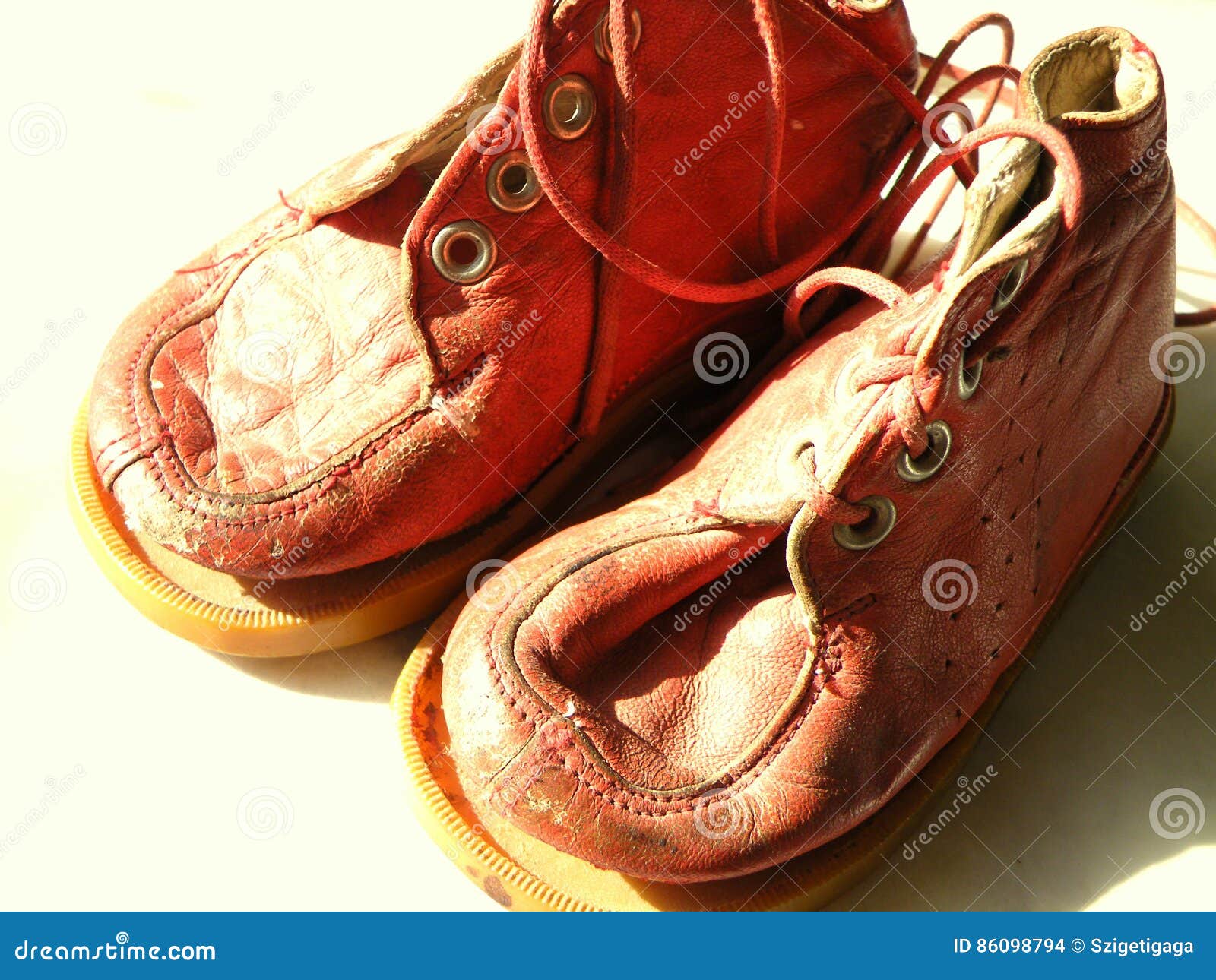 Vintage Baby Dolls Red Leather Shoes Stock Photo - Image of human, cute:  86098794