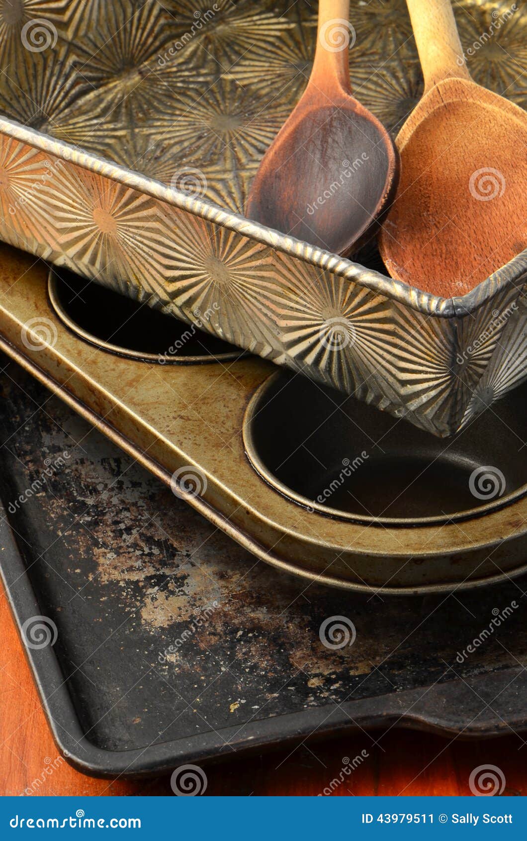 Vintage bakeware stock image. Image of domestic, pattern 43979511