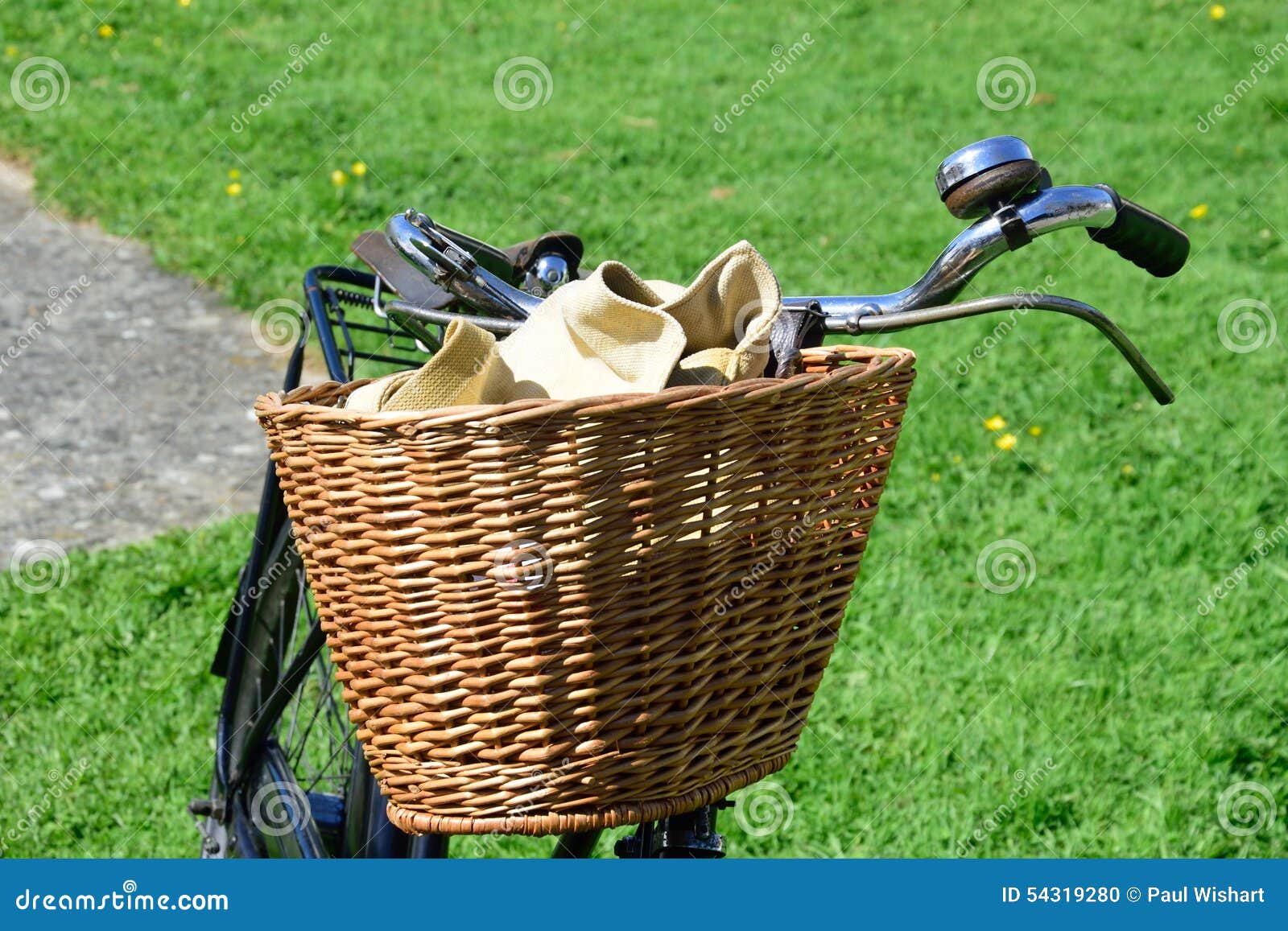 Vintage bicycle basket stock photo. Image of pannier 54319280