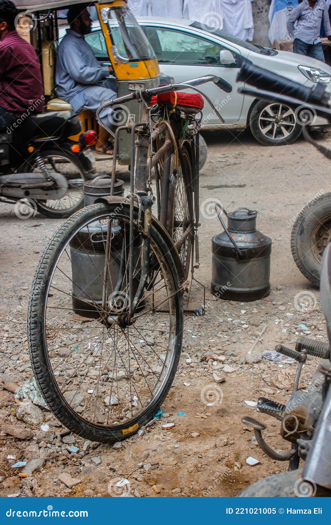 Vintage Bicycle is Karachi Market Editorial Image Image of areas