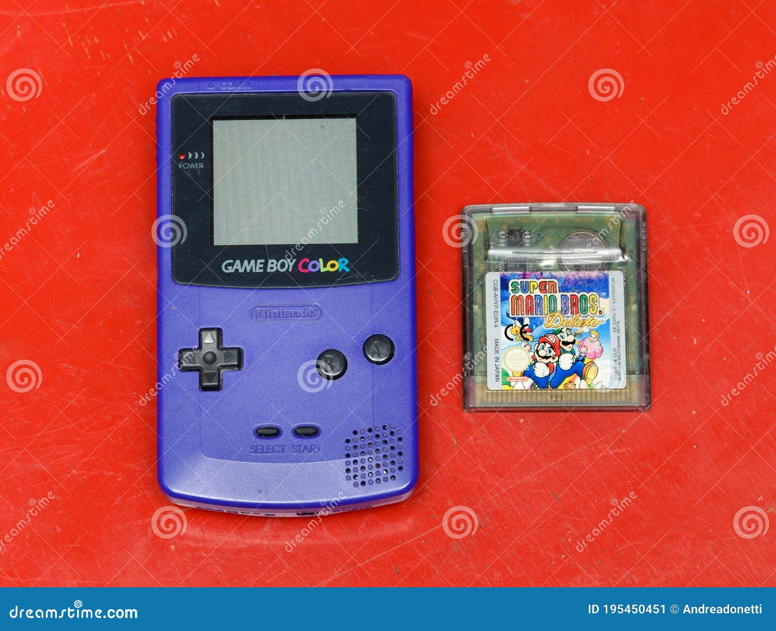 talent Lil Indføre Vintage Blue Game Boy with Super Mario Bros Game Editorial Photo - Image of  flat, console: 195450451