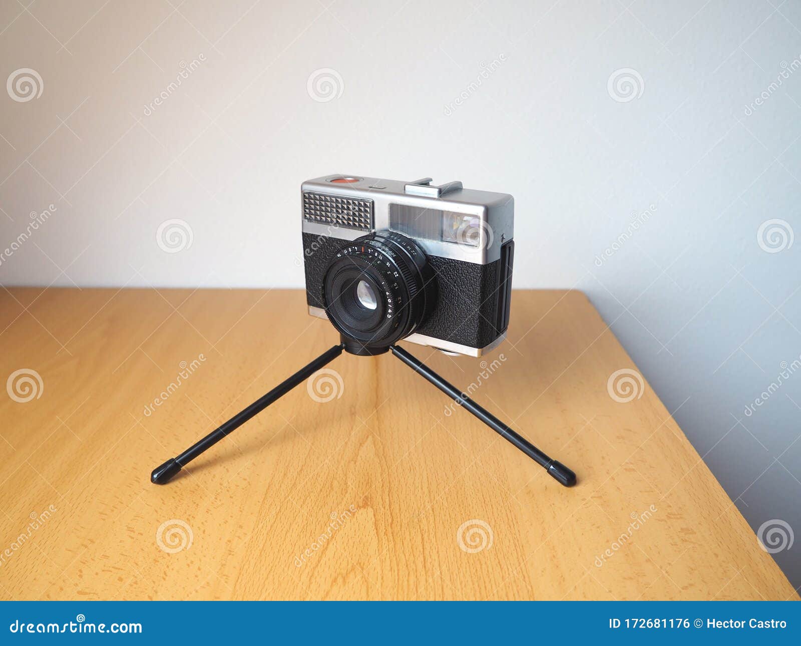 Vintage camera on a tripod stock photo. Image of camera 172681176