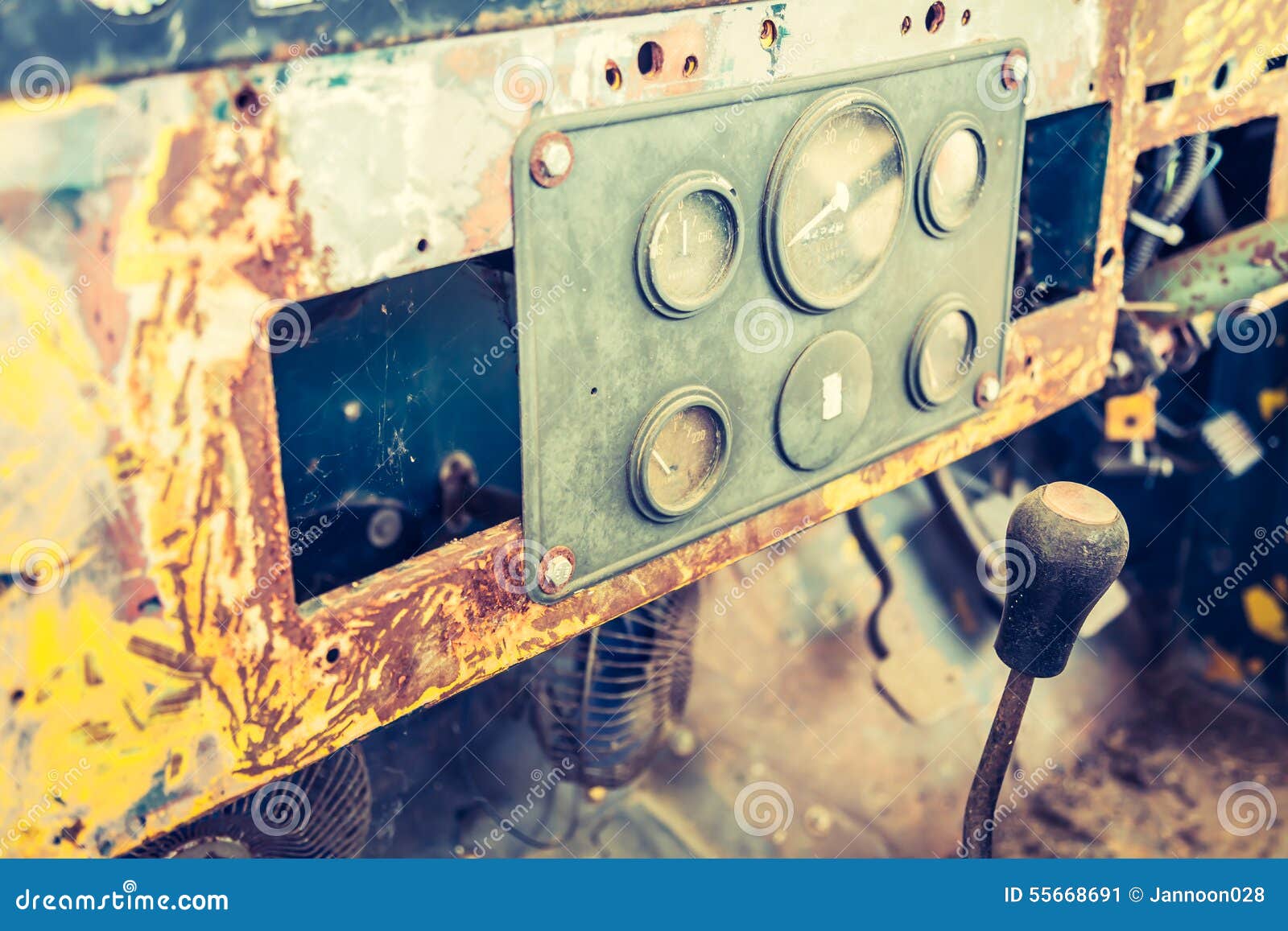 Vintage car gauge meter stock image. Image of dashboard - 55668691