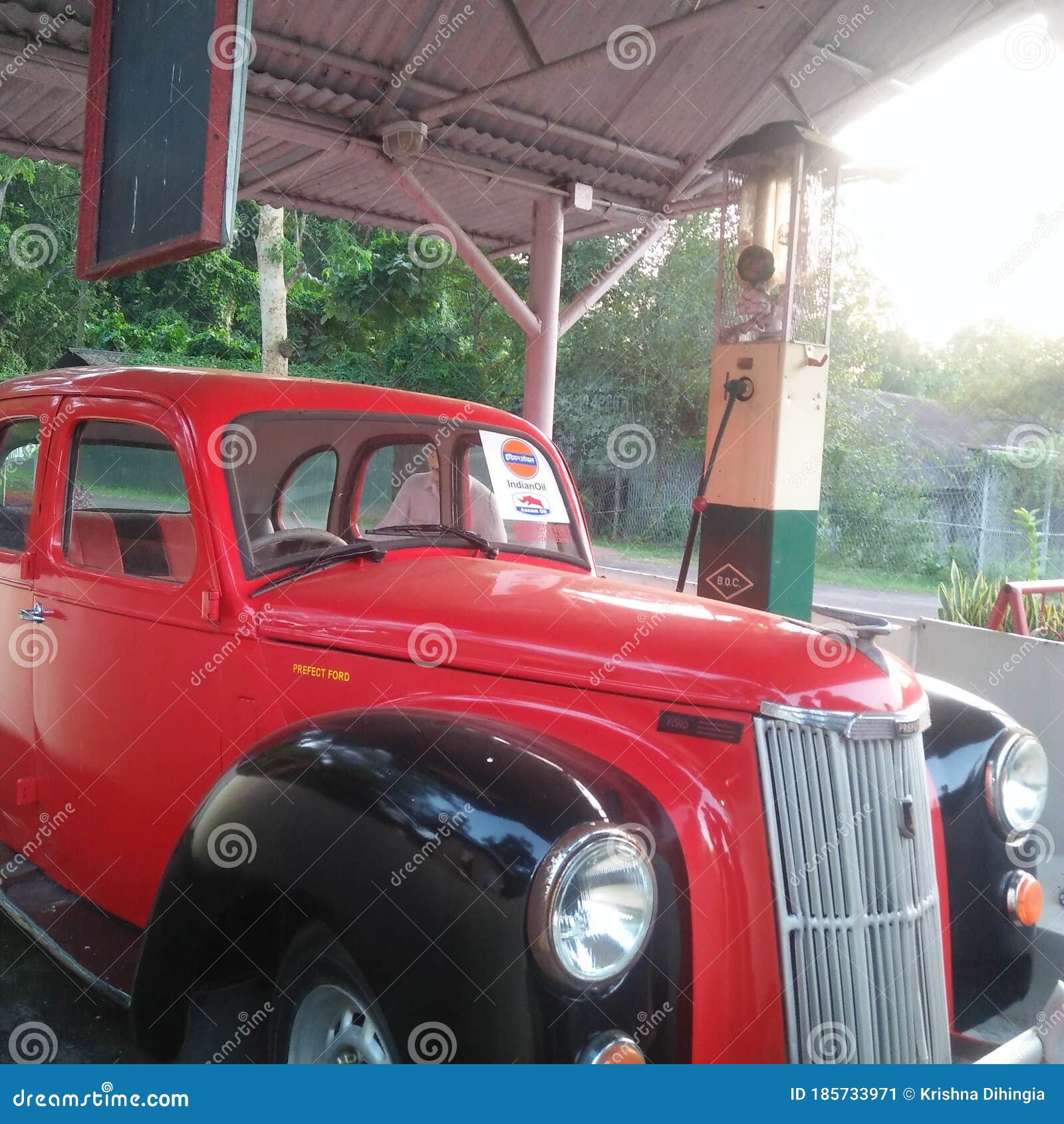 Vintage Car 1889 Year Oll Model Editorial Photo Image of year, model
