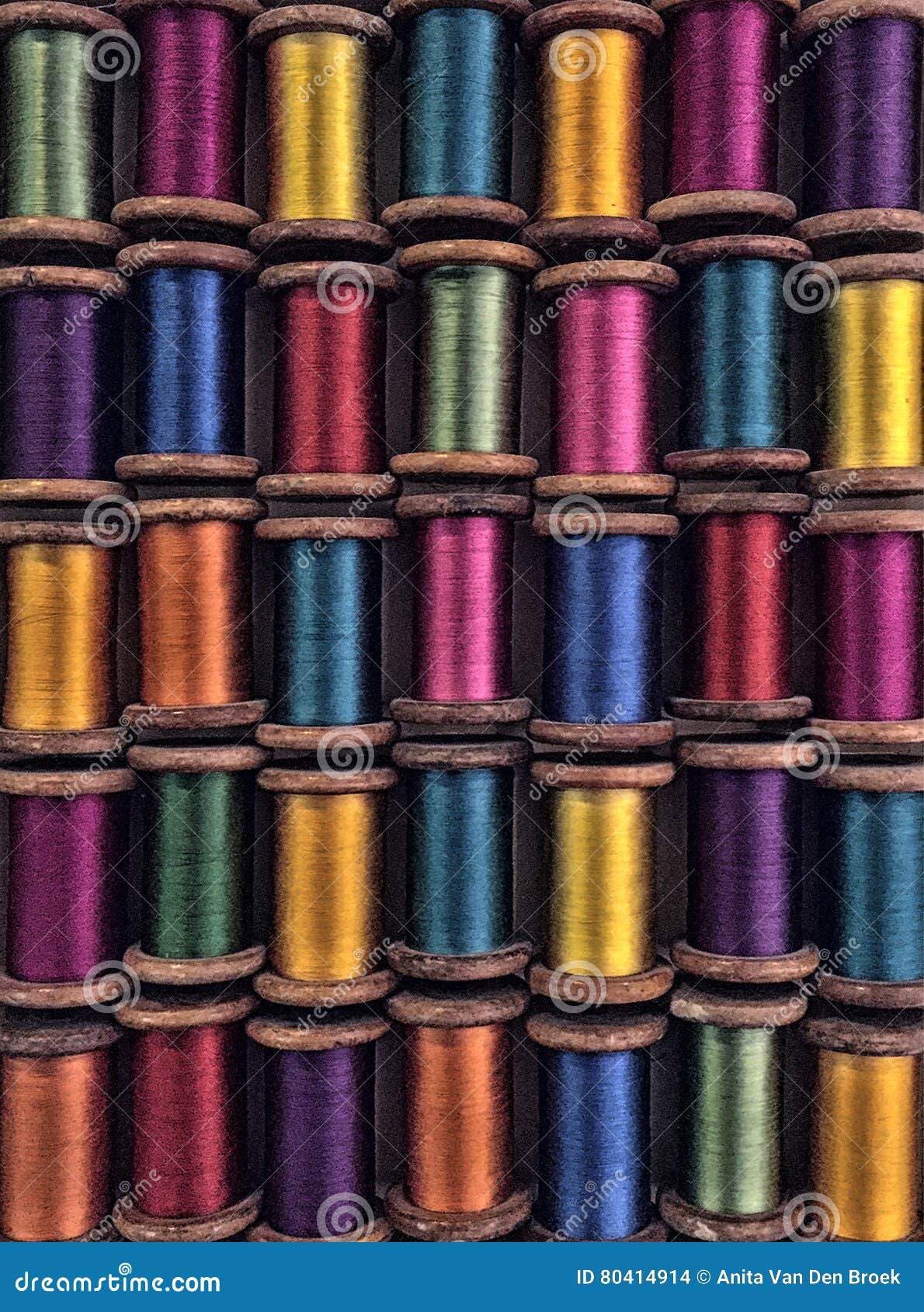 2,351 Vintage Thread Spools Stock Photos - Free & Royalty-Free Stock Photos  from Dreamstime