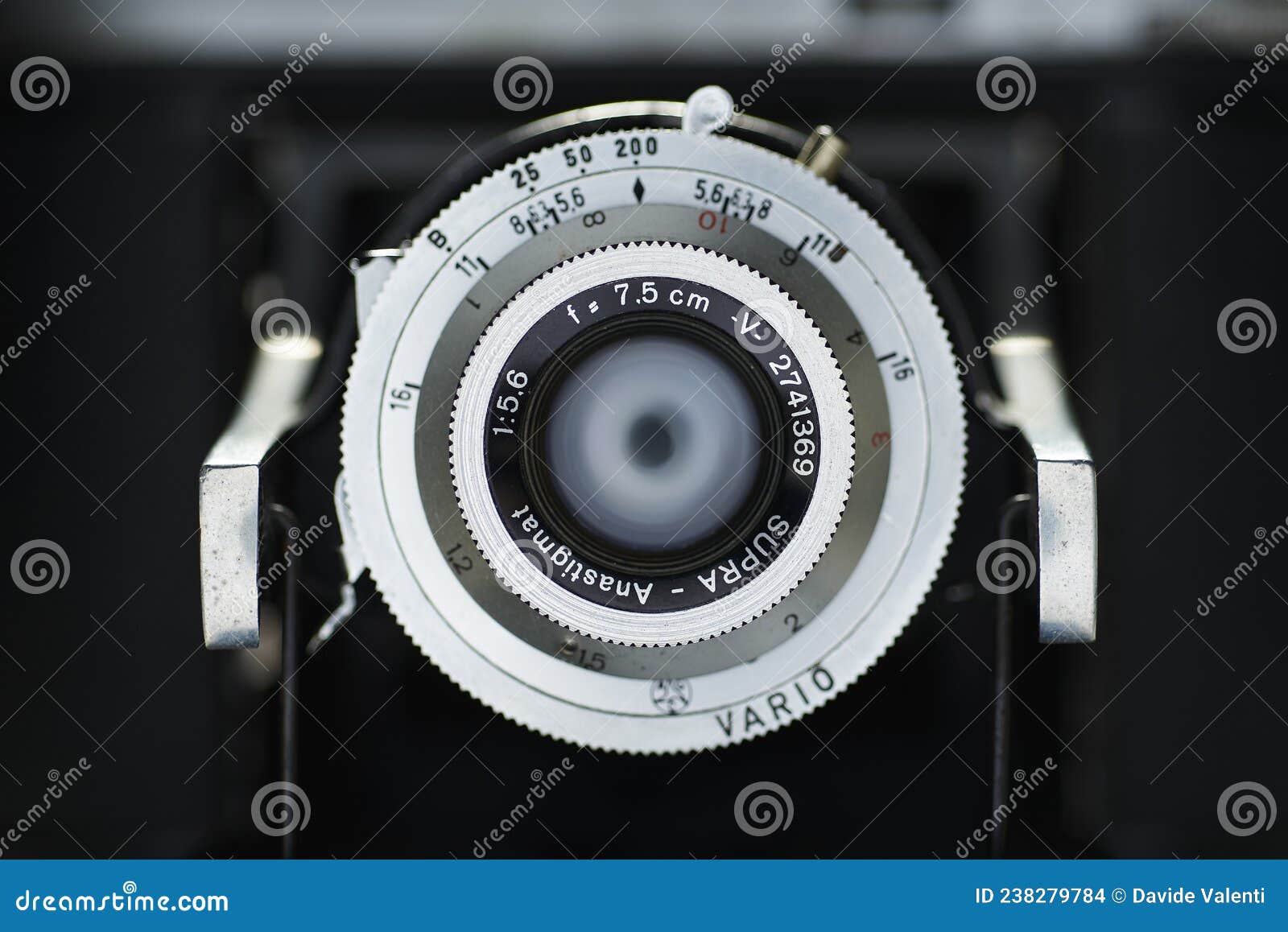 Vintage Compact Bellows Camera Nixon Trixette, Year 1959 Stock Photo -  Image of isolated, closeup: 238279784