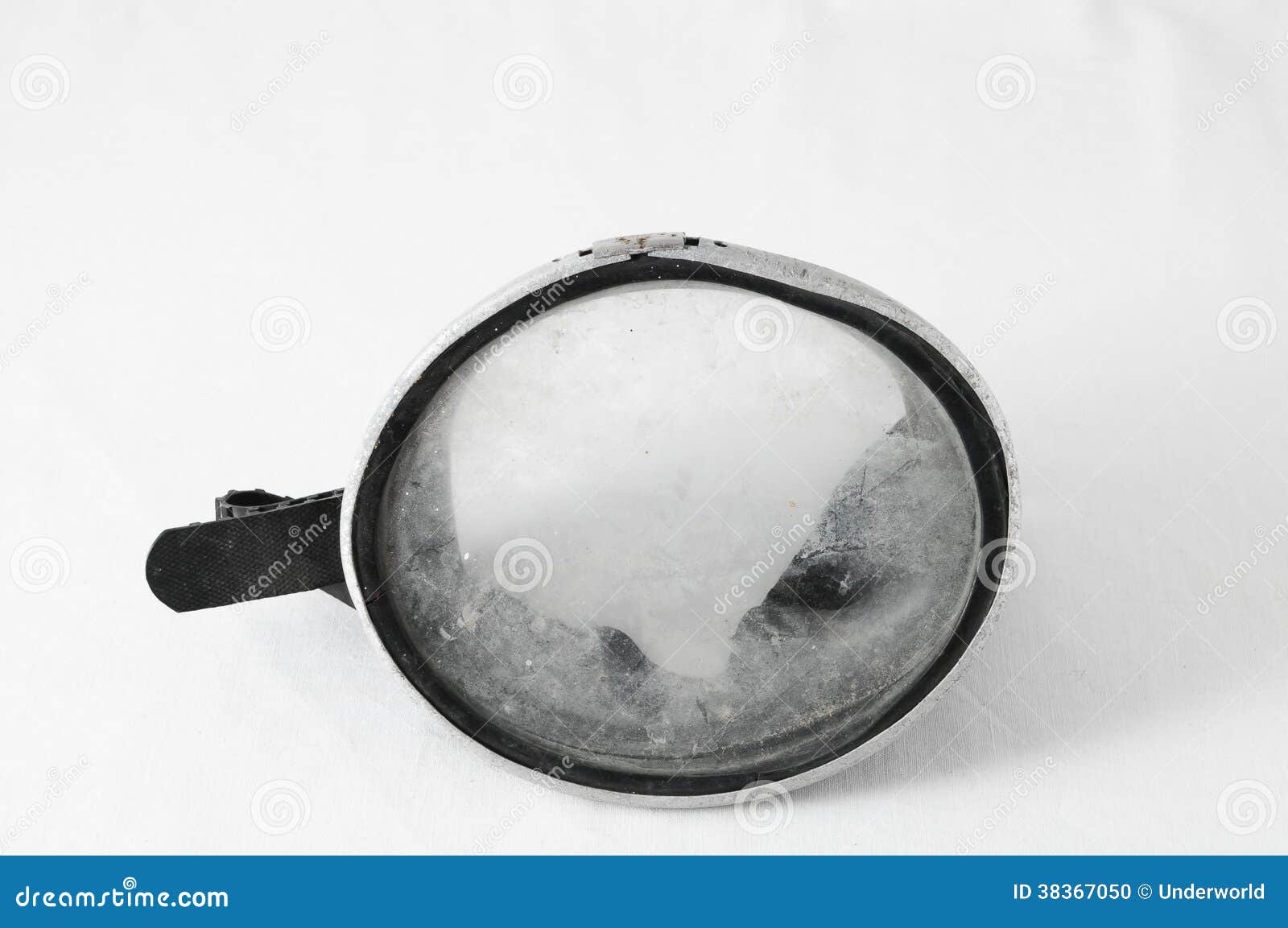 Vintage diving mask stock photo. Image of scuba, marine 38367050