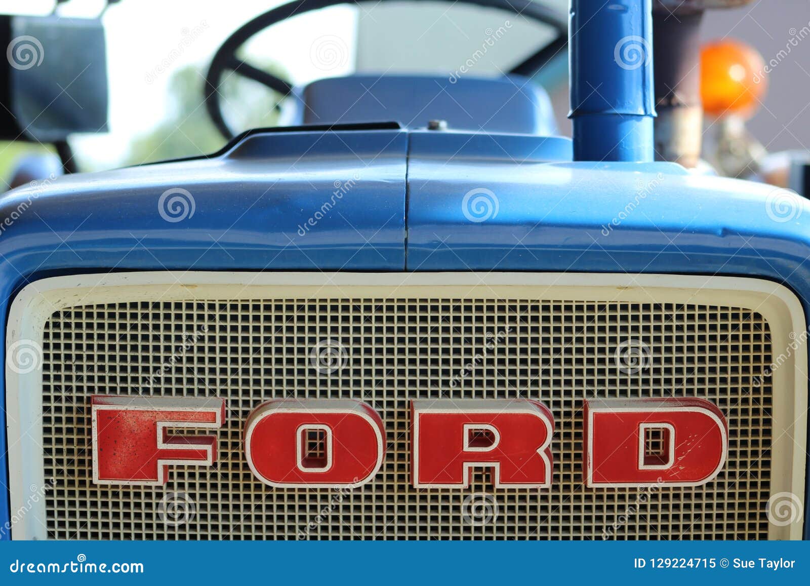 Vintage ford tractor editorial image. Image of steel - 129224715