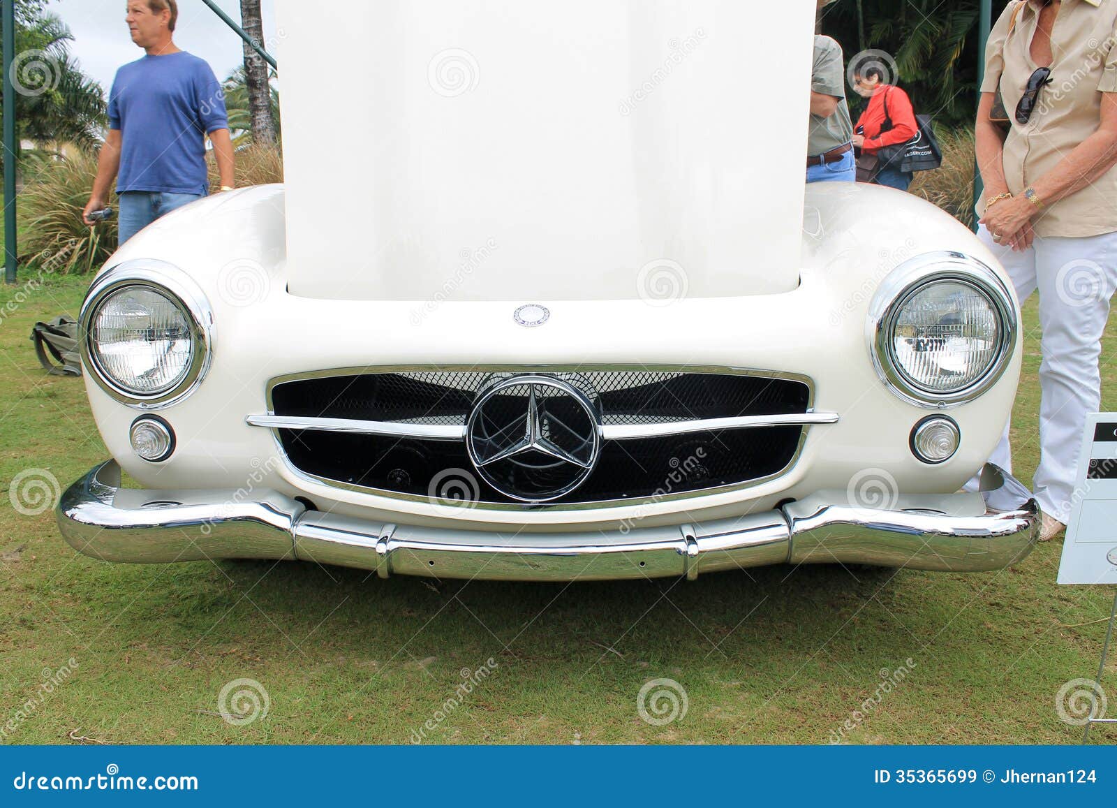 Free Stock Photo of Mercedes Car - Bonnet  Download Free Images and Free  Illustrations
