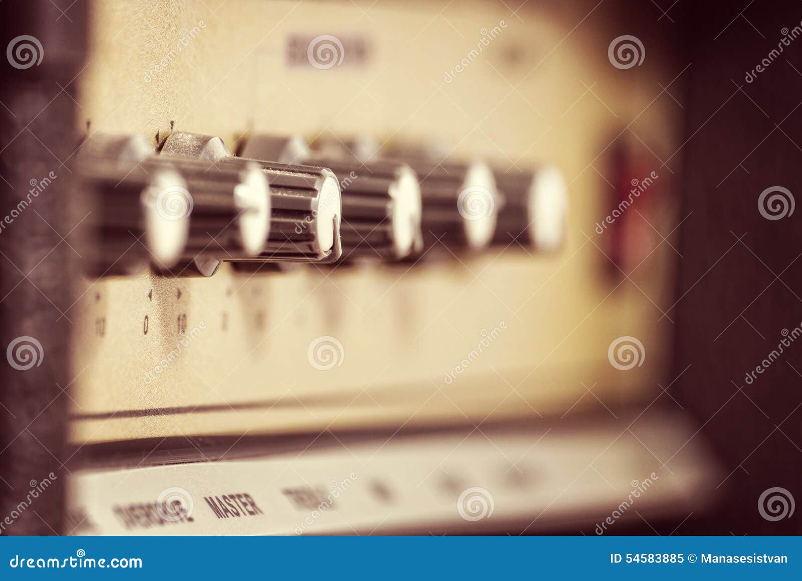 Vintage guitar amplifier stock image. Image of knob, blues 54583885
