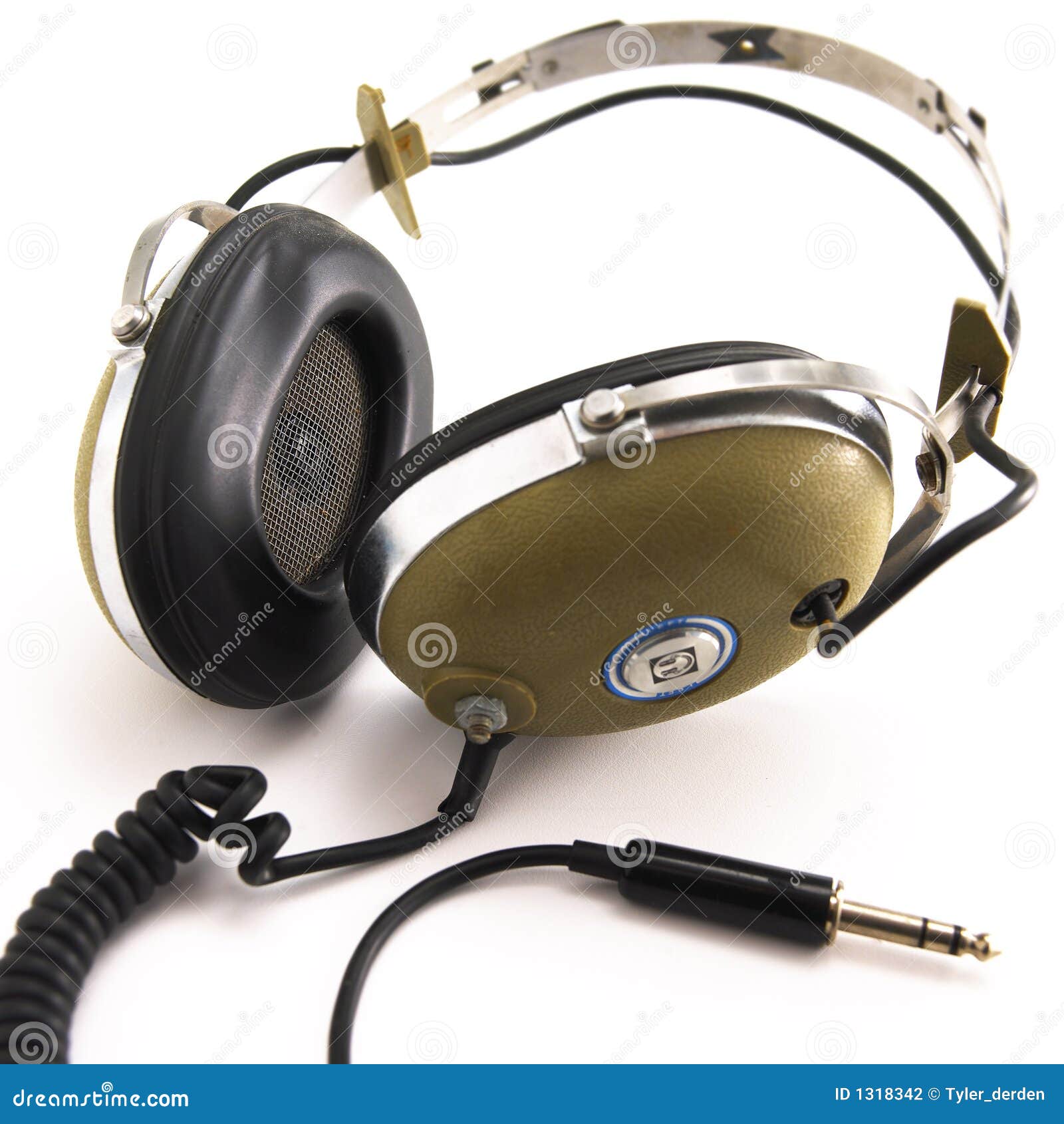 Beats headphones and phone hi-res stock photography and images - Alamy