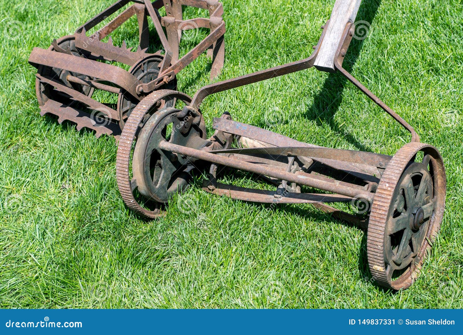Vintage Lawn Mowers for Sale Stock Image Image of machinery, meadow