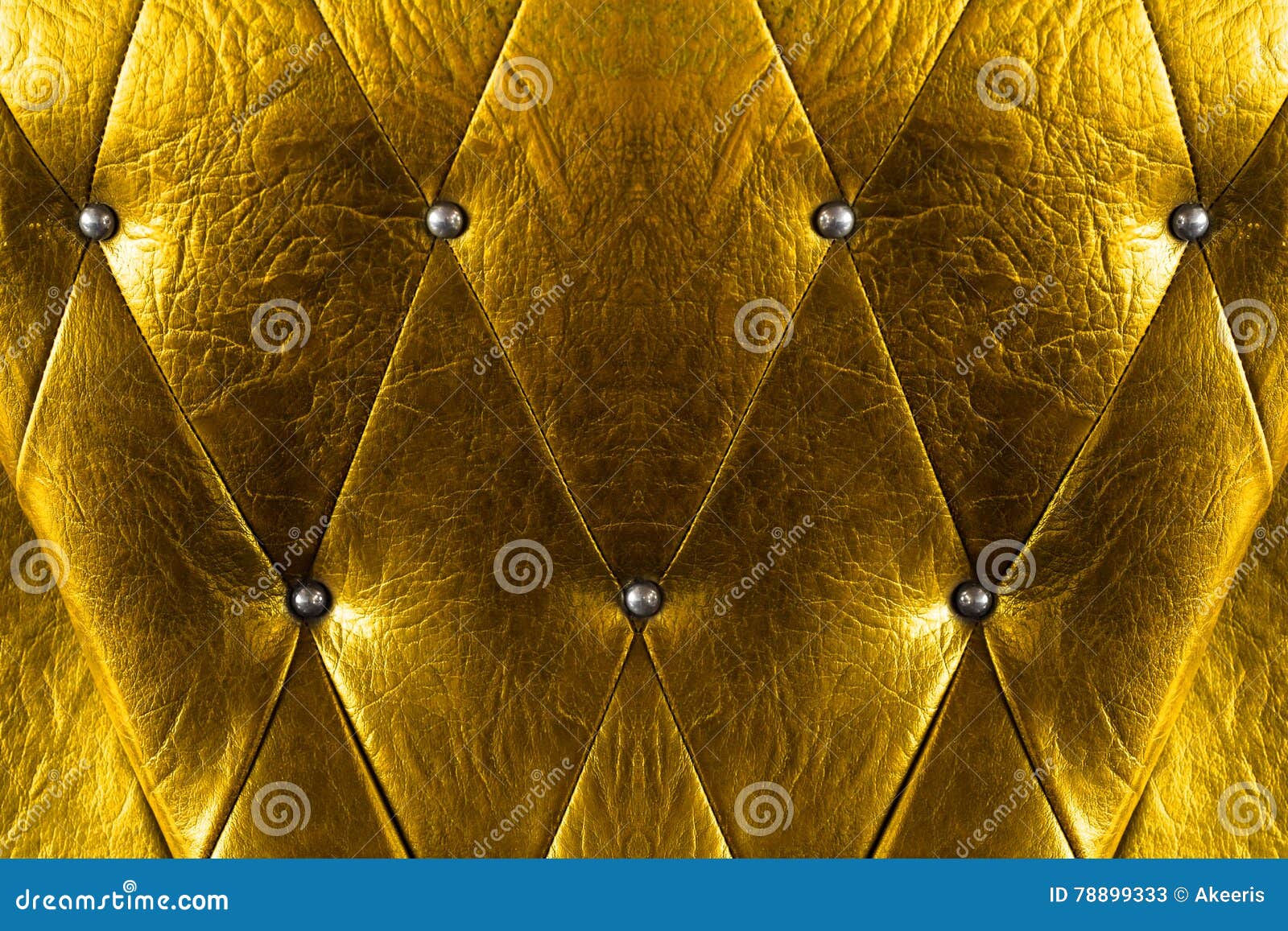 Polystyrene or styrofoam padding for product packaging. Detail of styrene  foam plastic box close-up. White styrofoam cushion texture background Stock  Photo - Alamy, image size:1600x1157