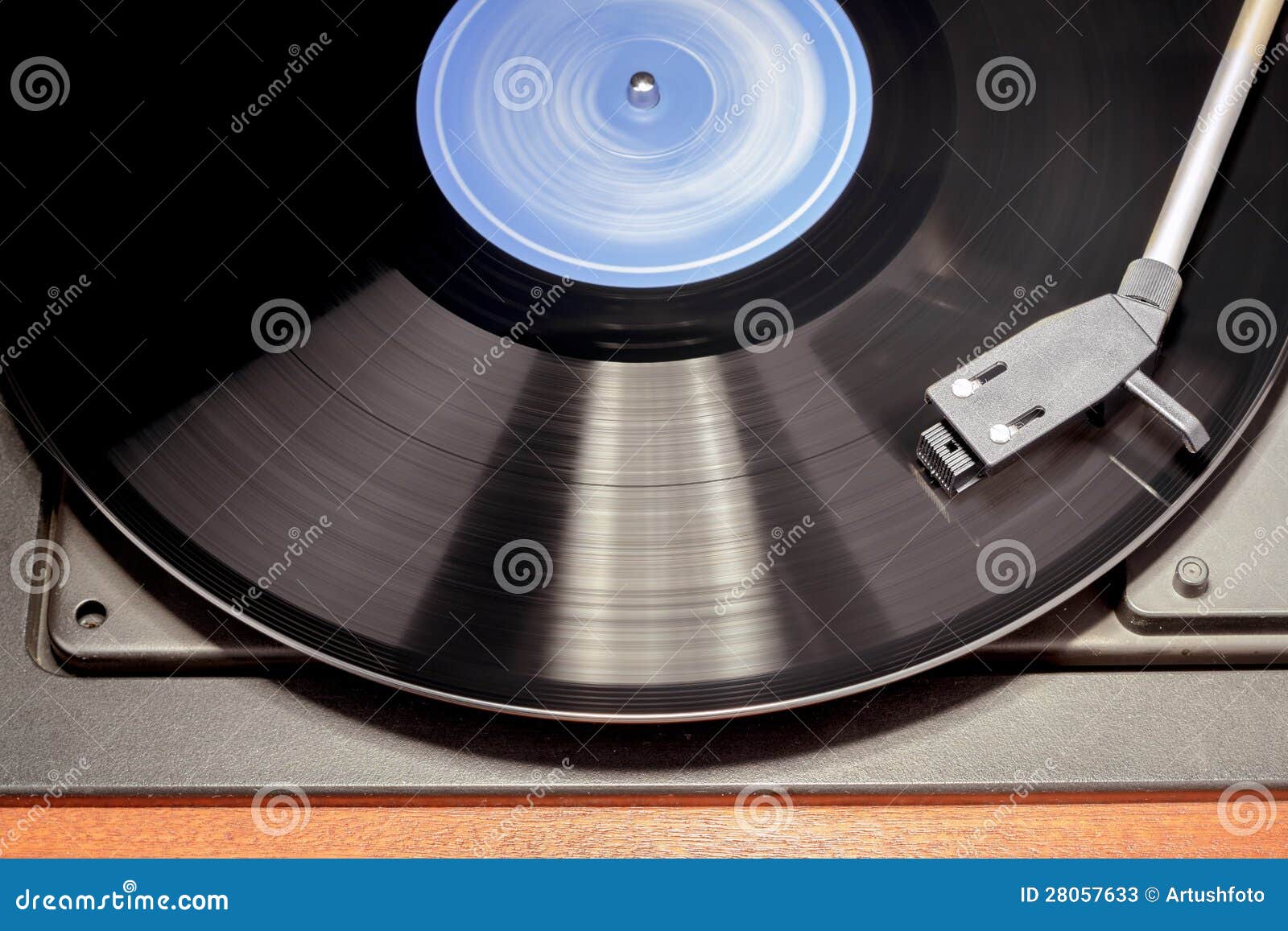 Vintage Record Player with Spinning Vinyl. Stock Image - Image of audio,  electronic: 28057633