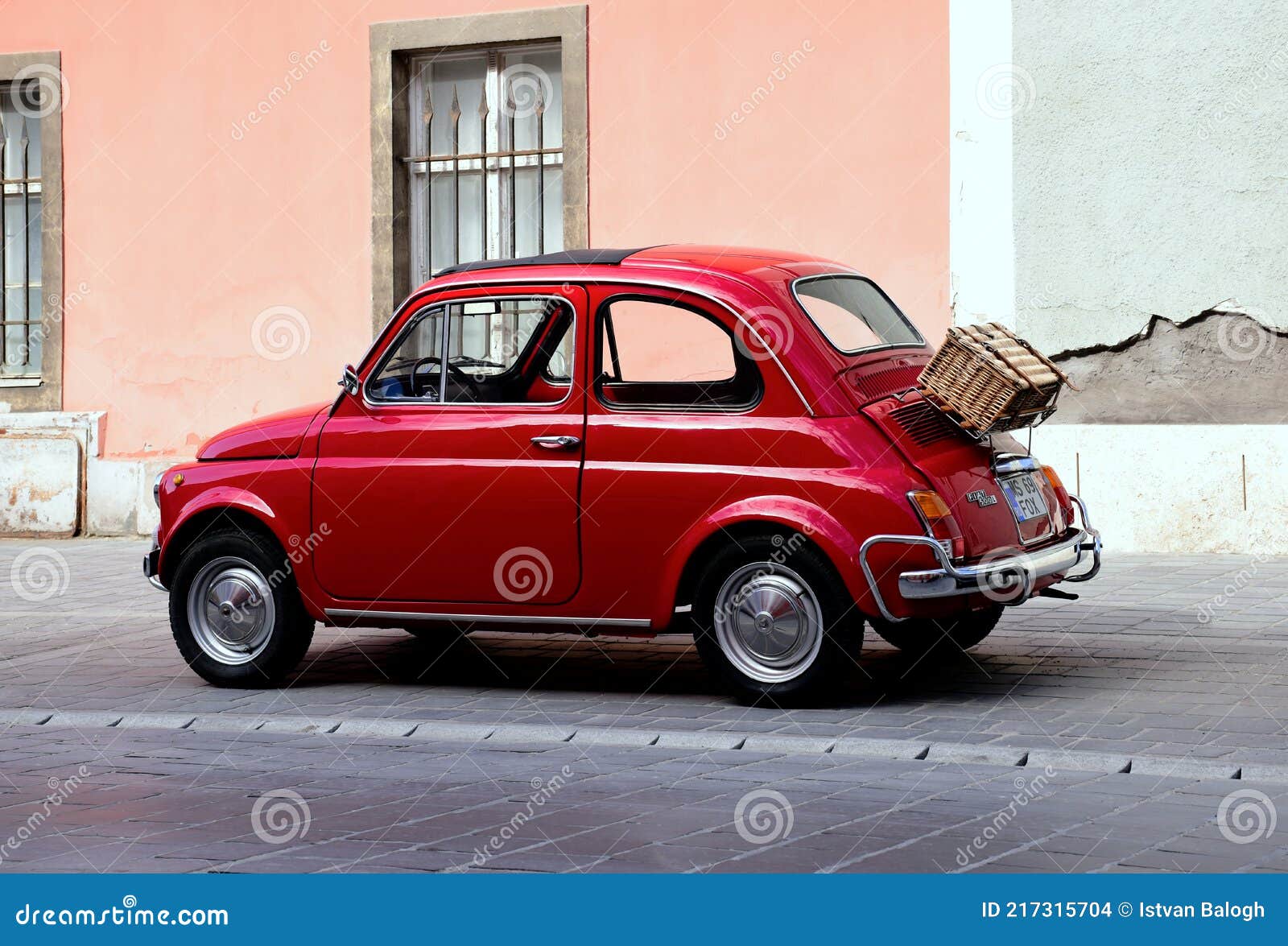 Vintage Red FIAT 500 Small Car in Side View. Grunge Stucco Elevation  Background Editorial Stock Image - Image of atmosphere, city: 217315704