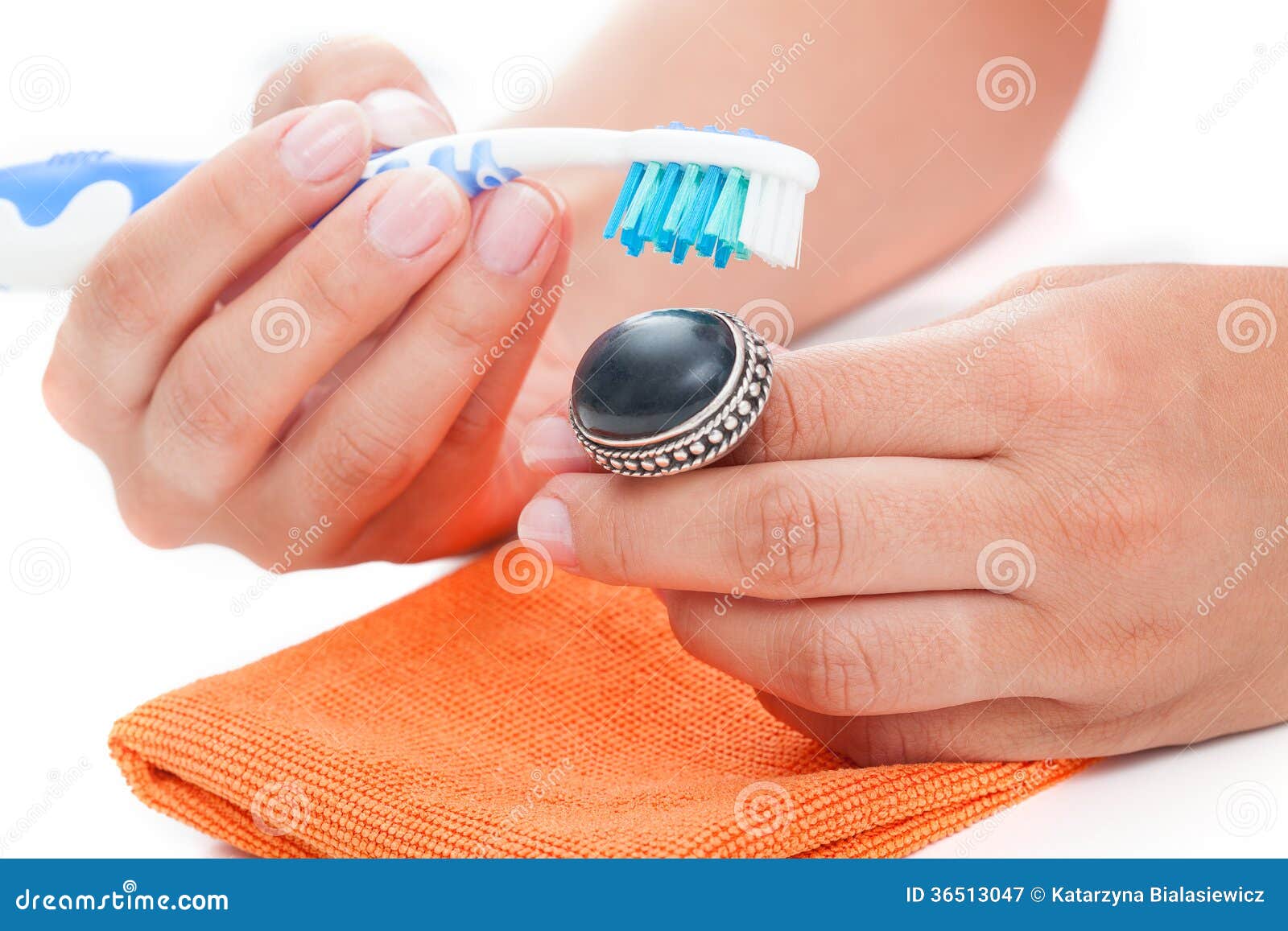 Vintage ring cleaning stock image. Image of jewellery 36513047