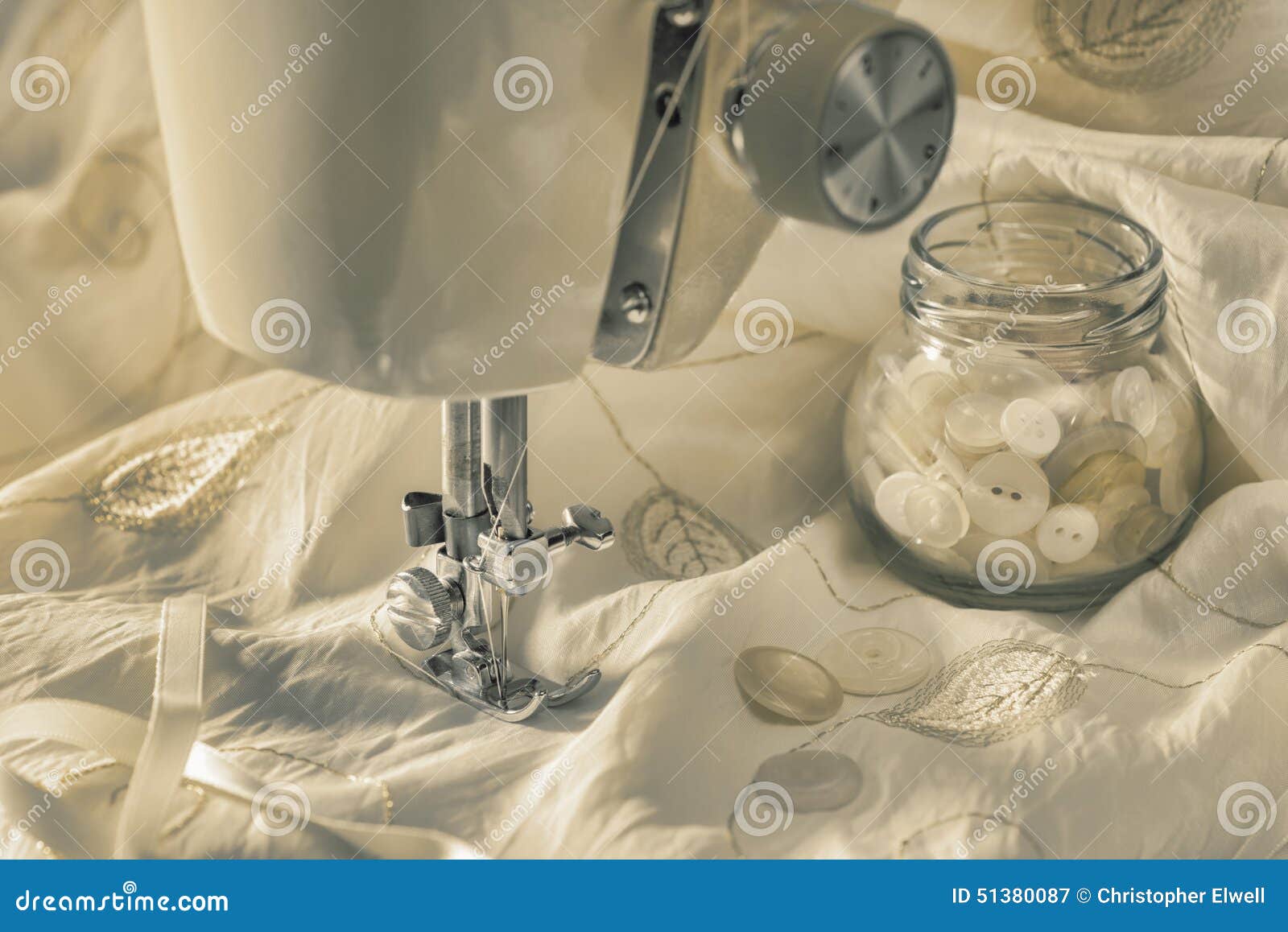 Vintage Sewing Machine stock image. Image of needle, dress 51380087